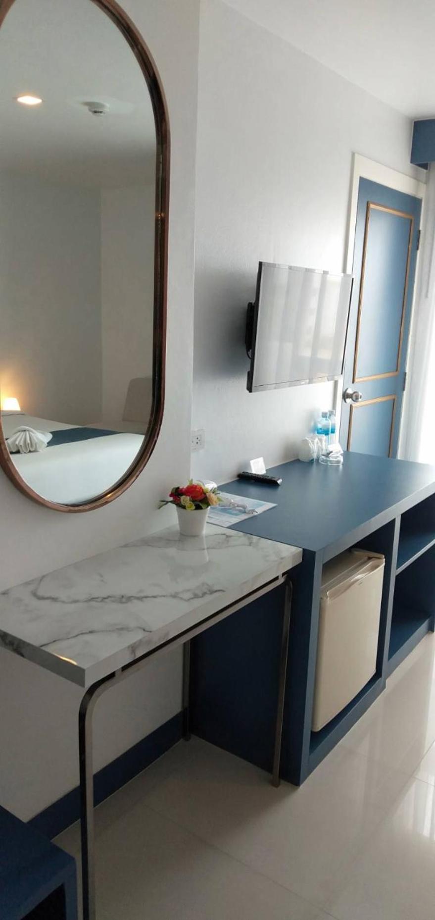 Standard Double Room - Photo 2