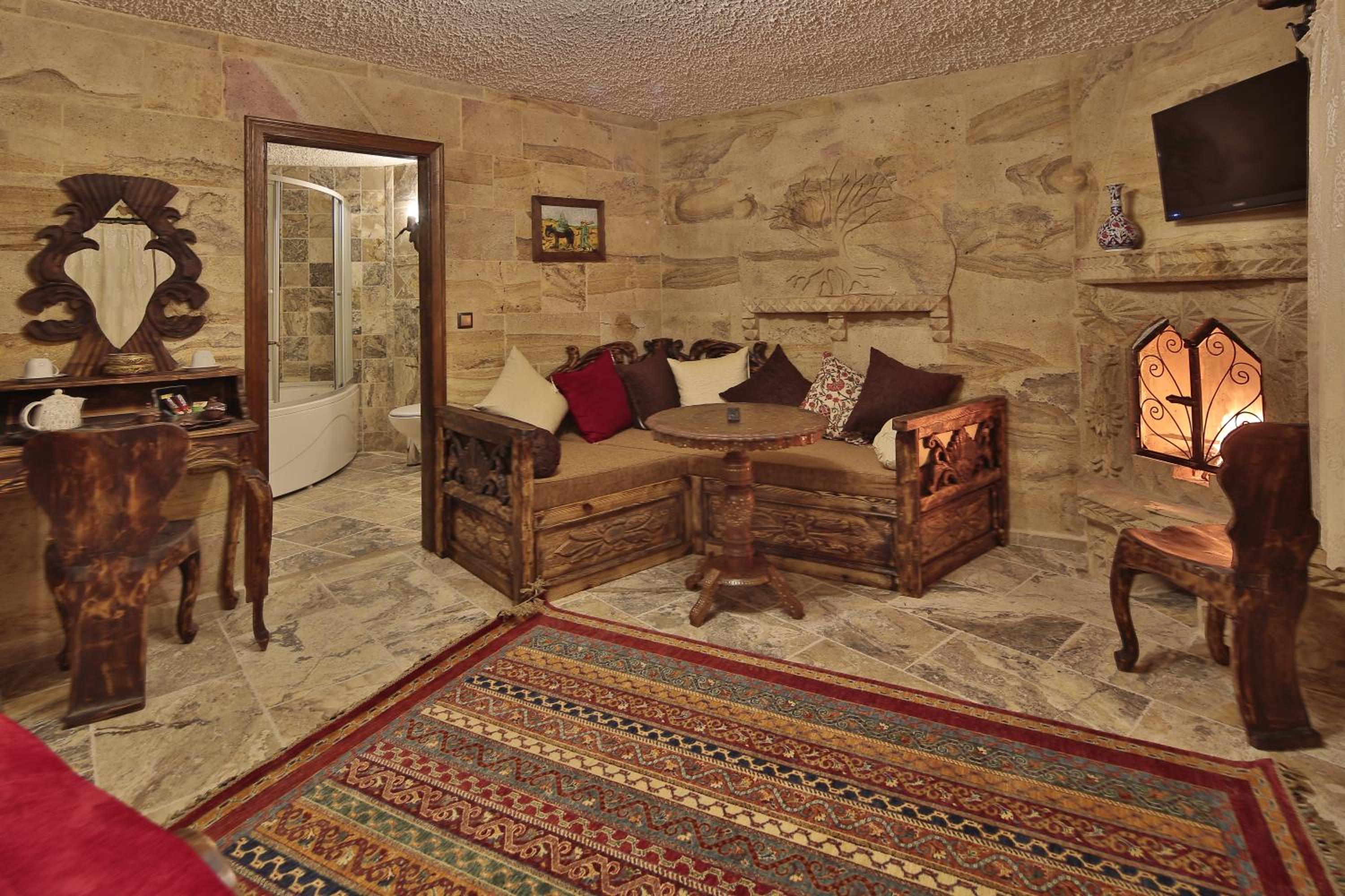 Suite with Fireplace photo 1