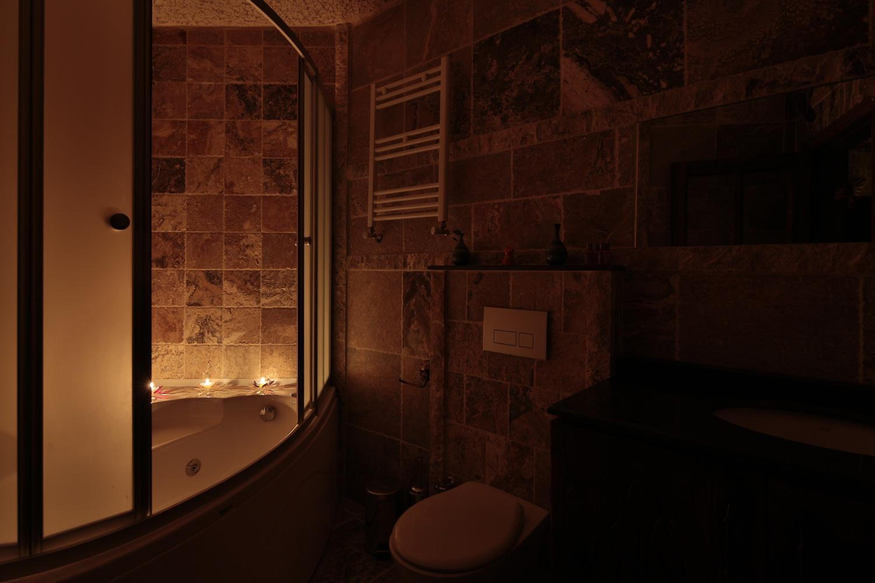 Suite - Photo 7