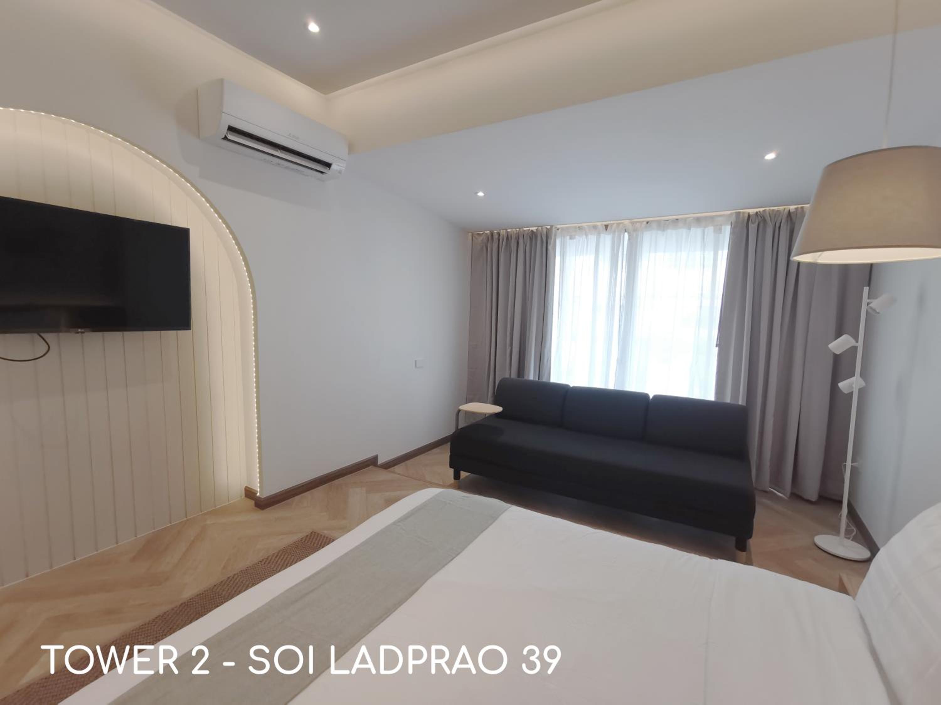 Double Room with Balcony (3 Adults) photo 3