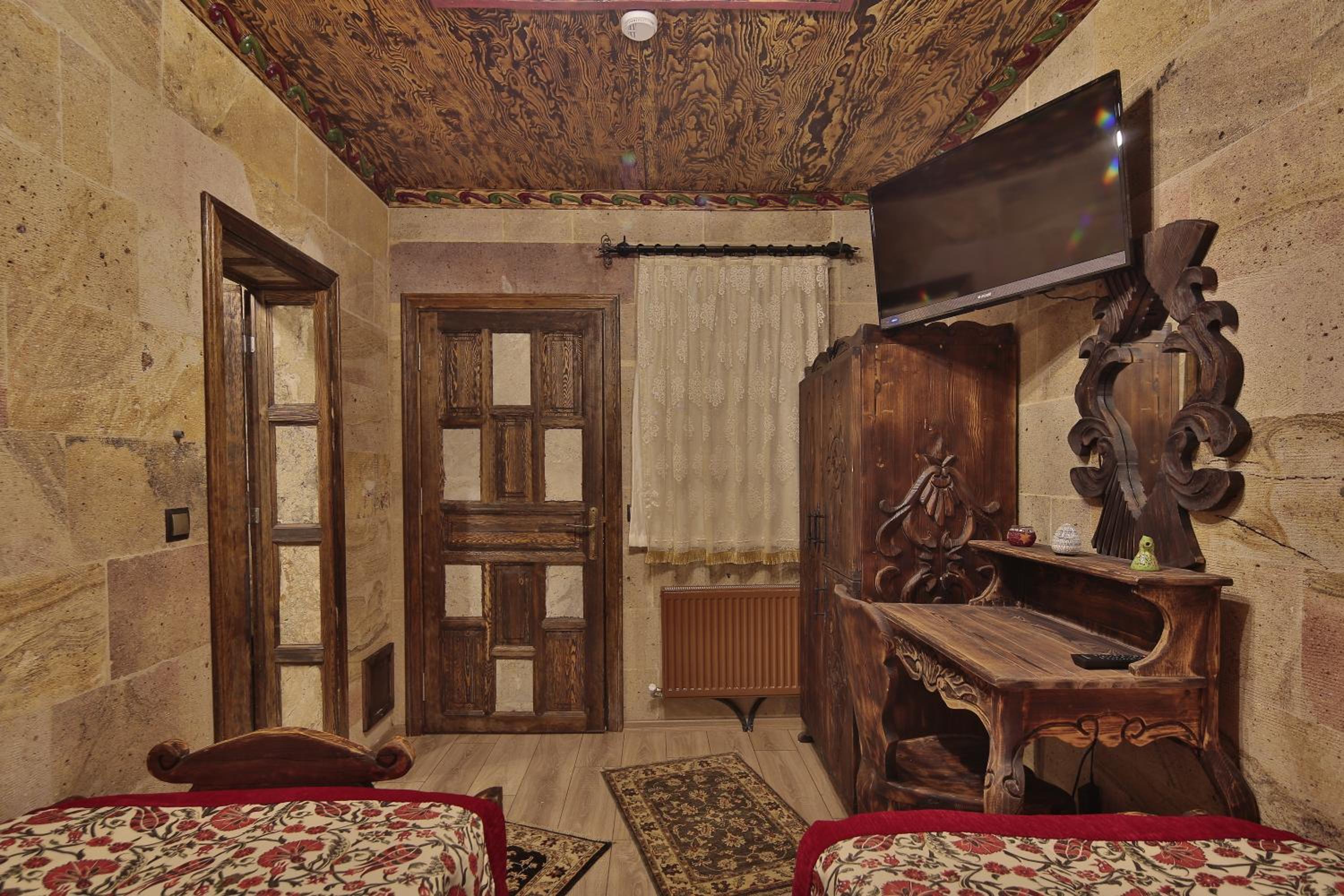 Standard Twin or Double Room - Photo 2