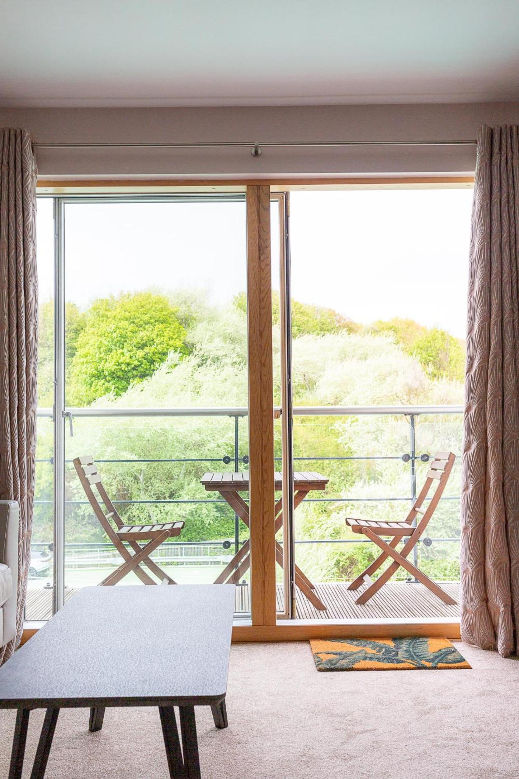 1 Bedroom Apartment (Non Sea View) + Free Beach Hut photo 3