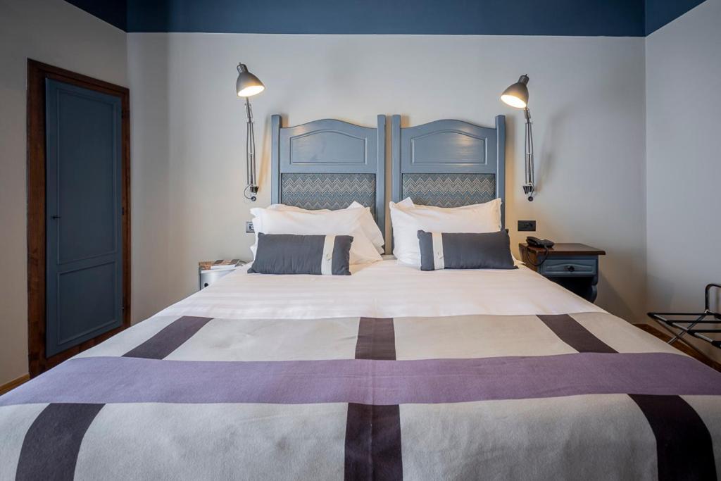 Double Room - Photo 5