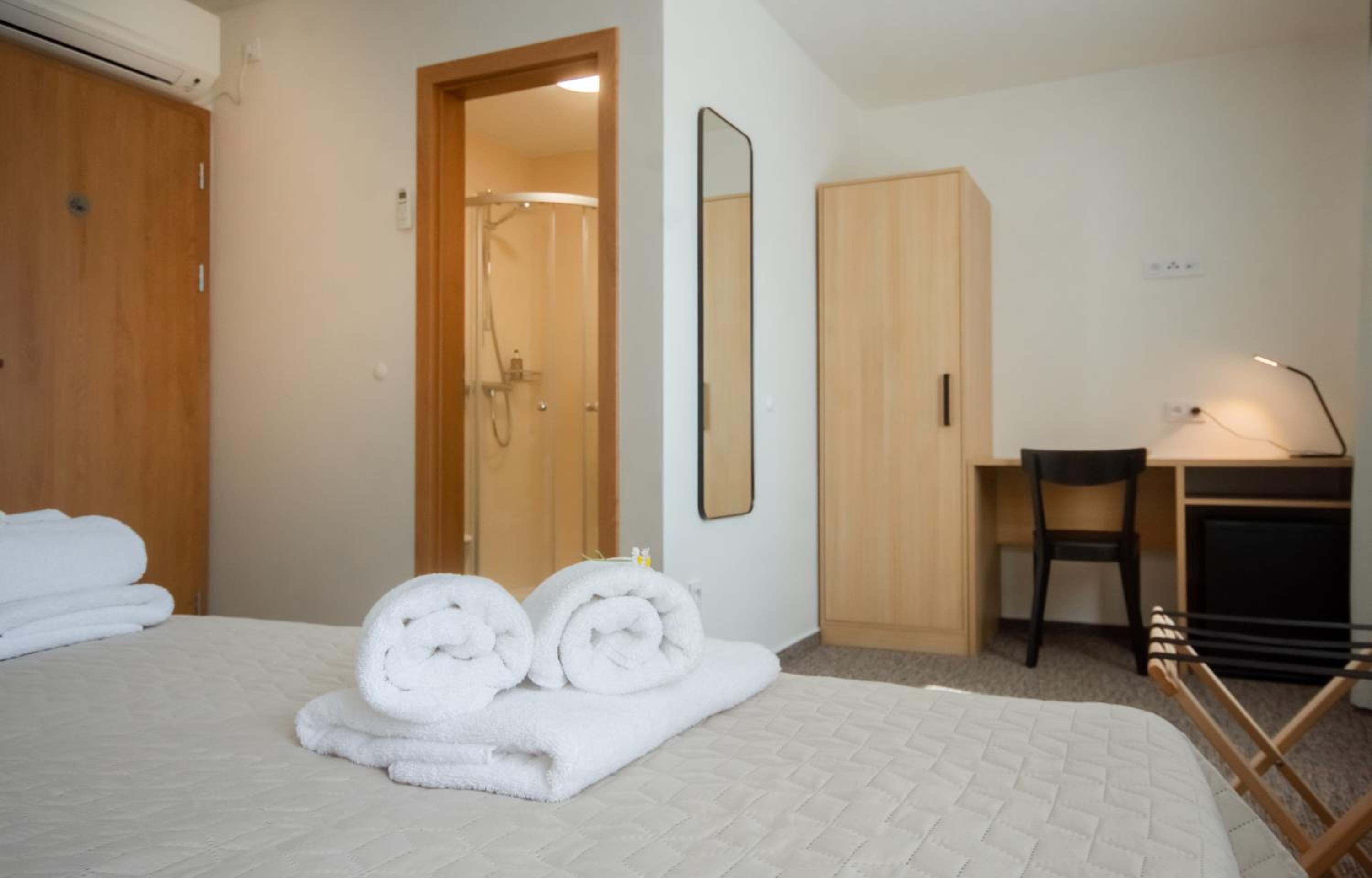 Double Room photo 2