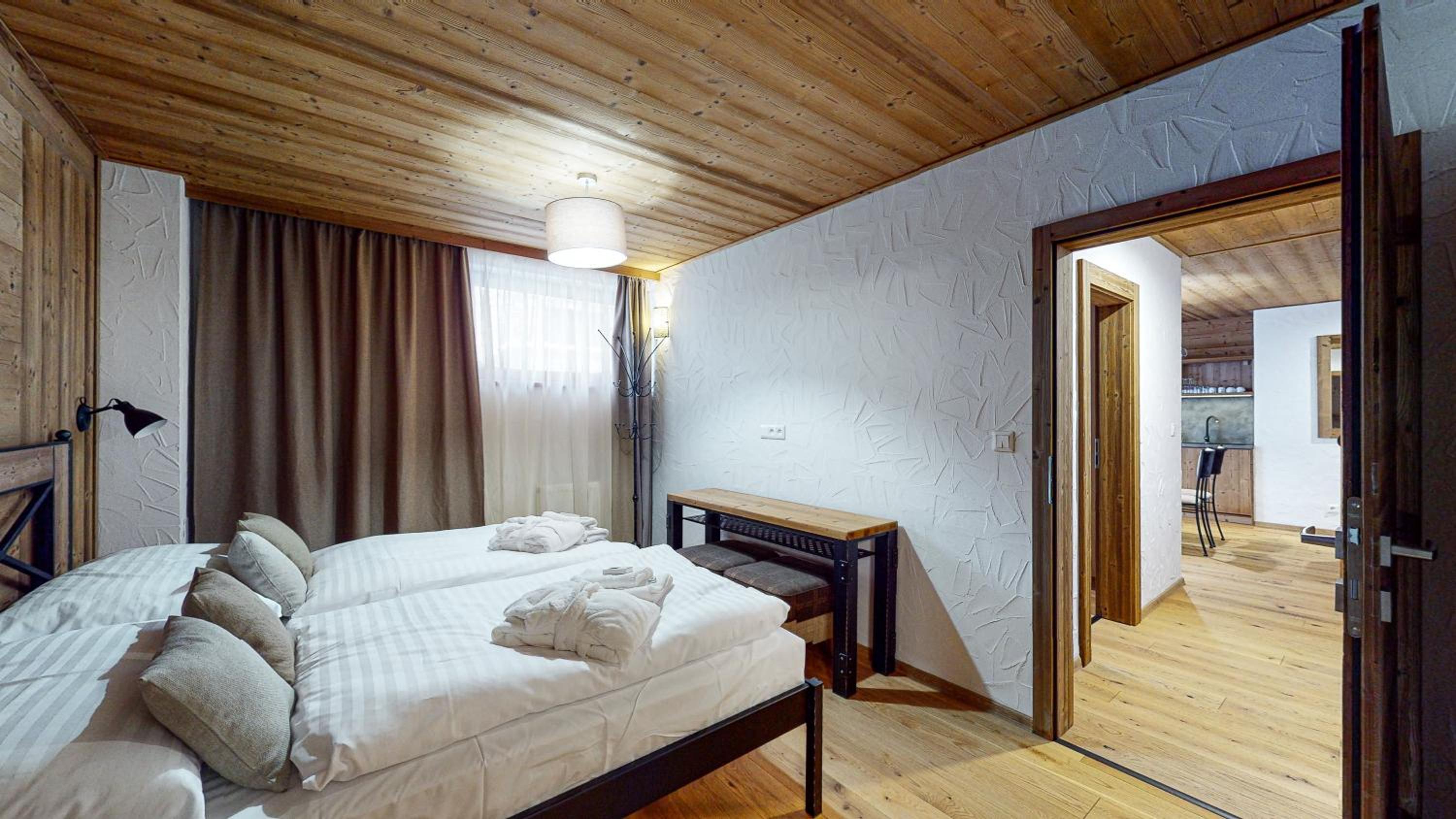 Two-Bedroom Apartment - Photo 18