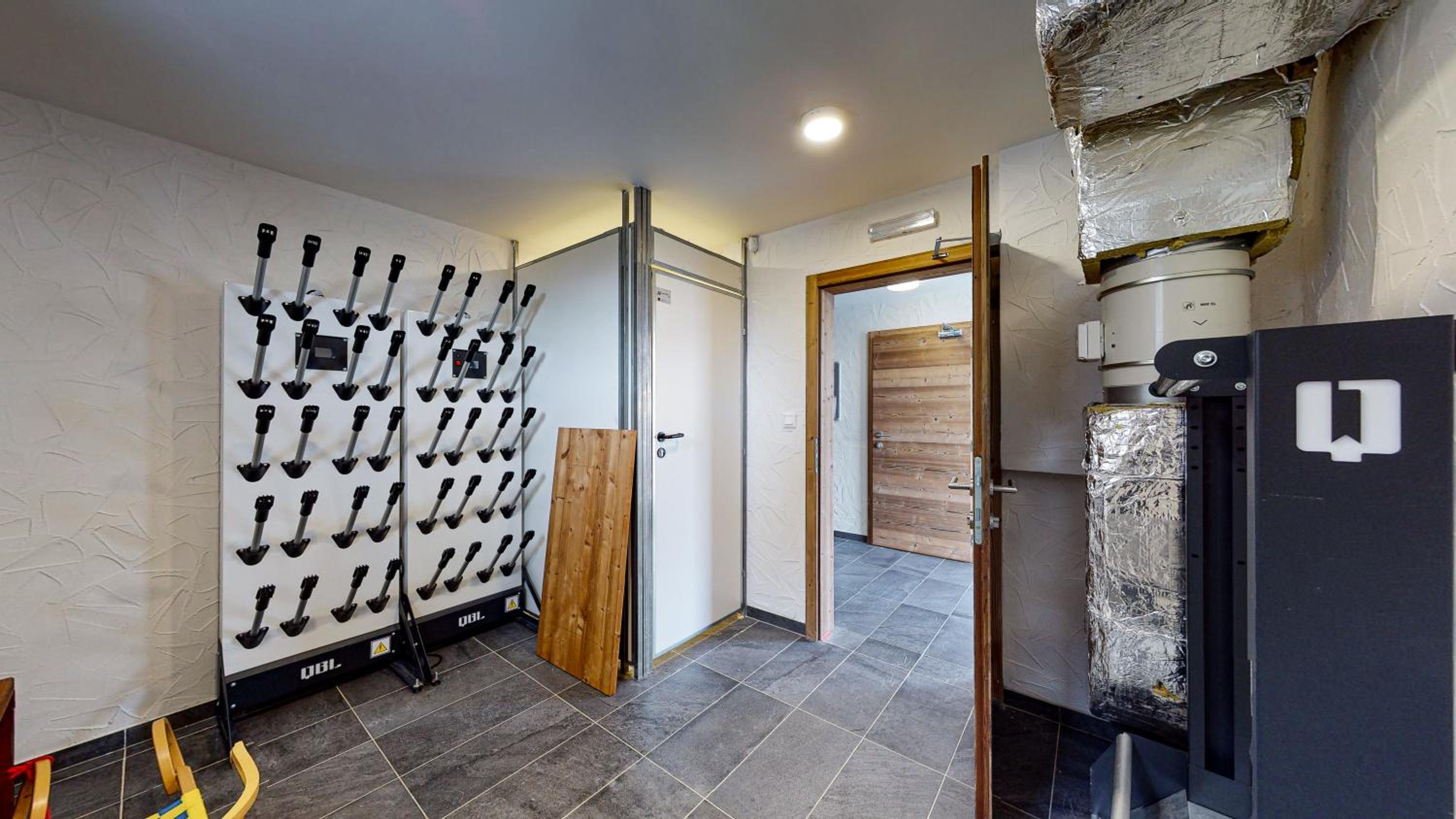 Two-Bedroom Apartment - Photo 5