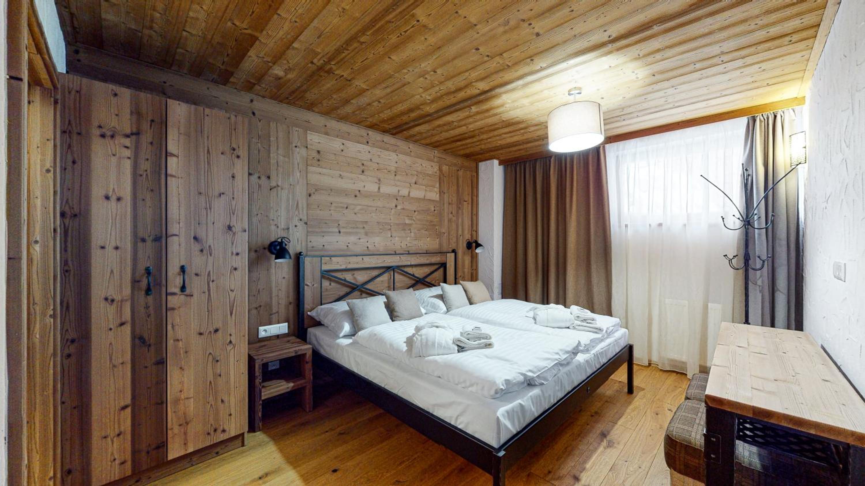 Two-Bedroom Apartment - Photo 15