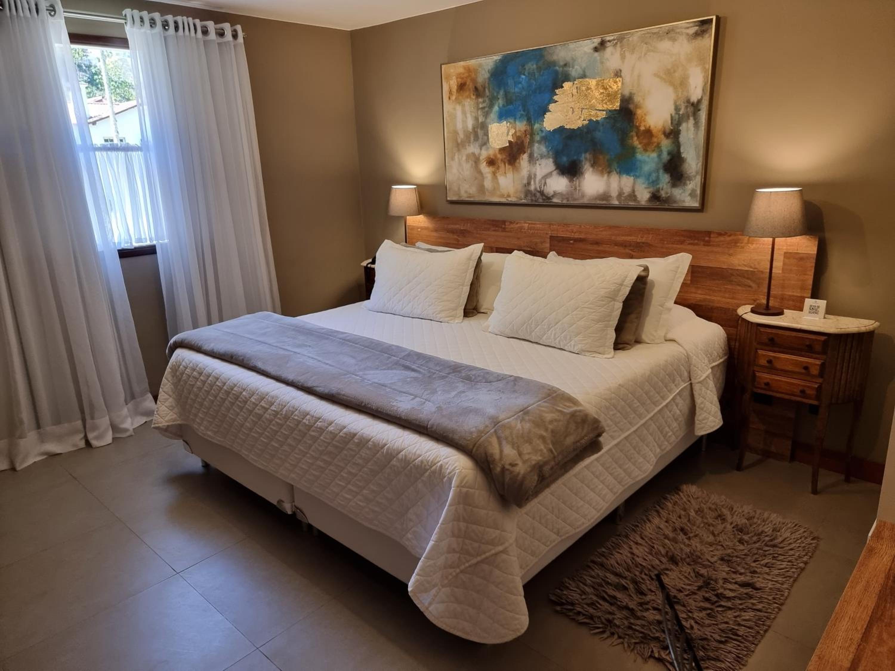 Superior King Suite photo 1