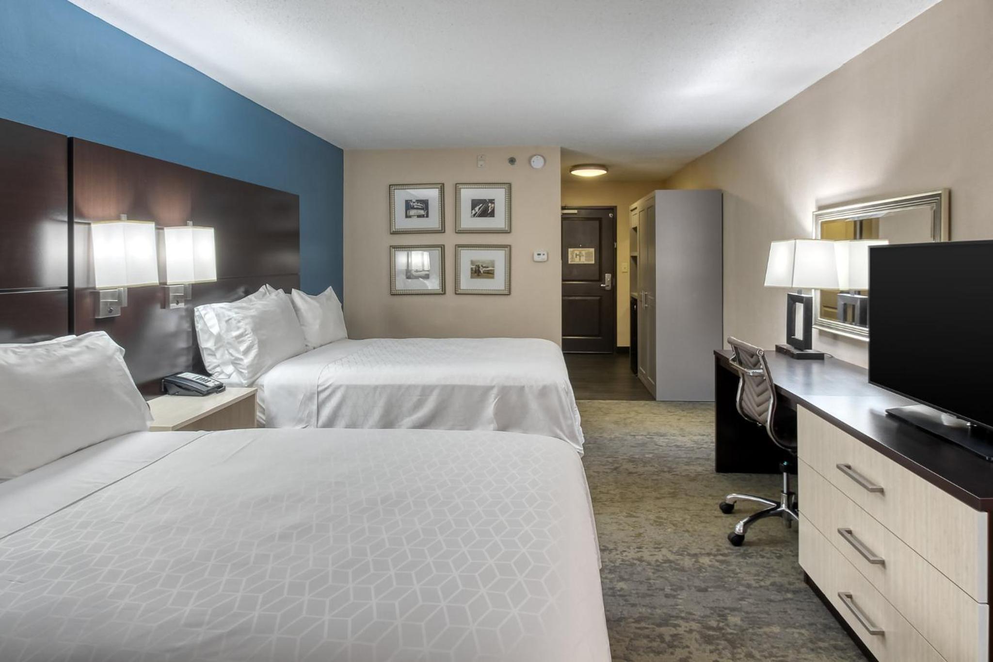 Standard Double Room with Two Double Beds - Photo 3
