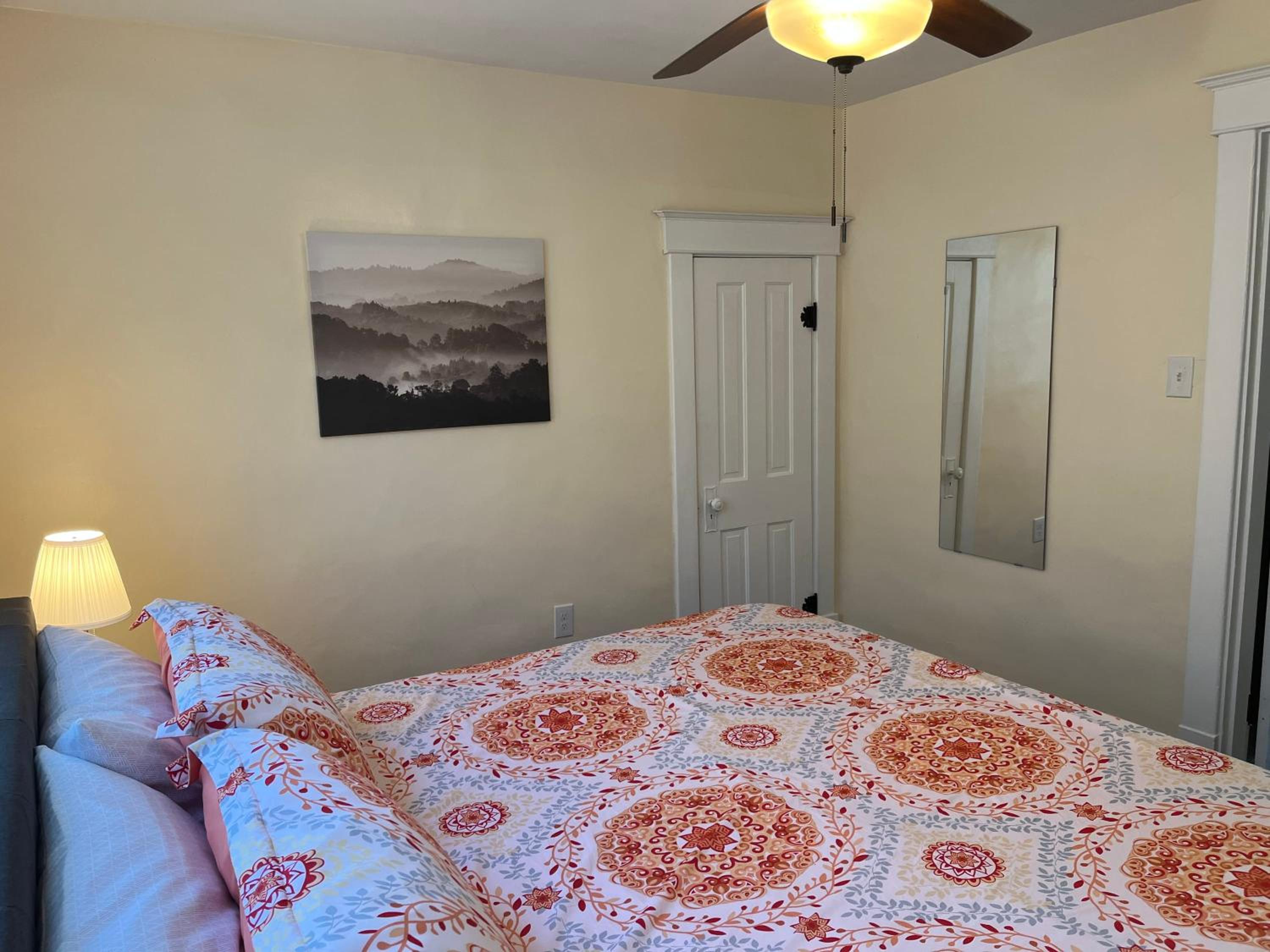 Family Room photo 3