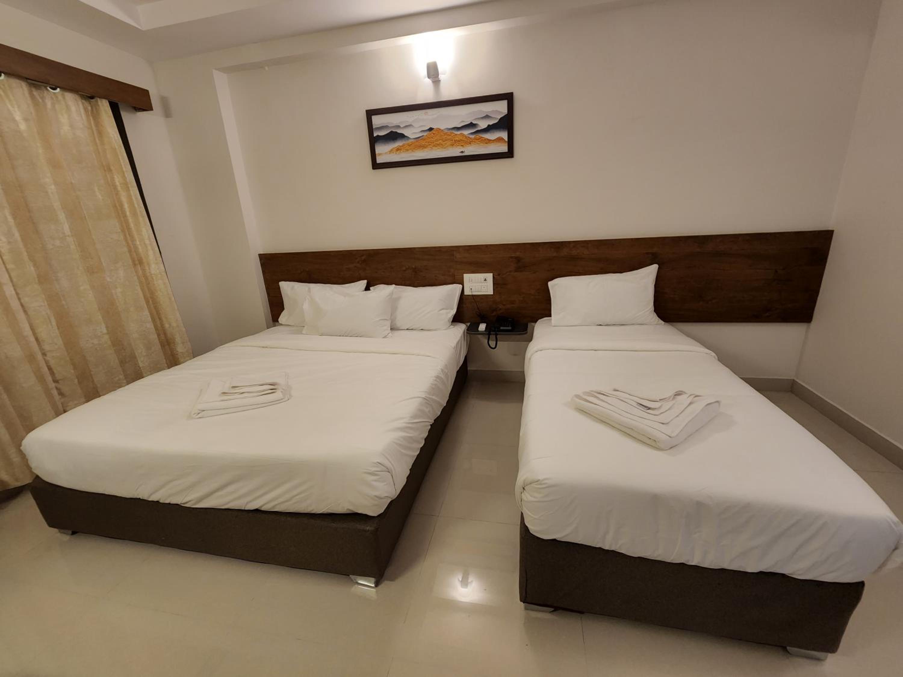 Deluxe Triple Room photo 2