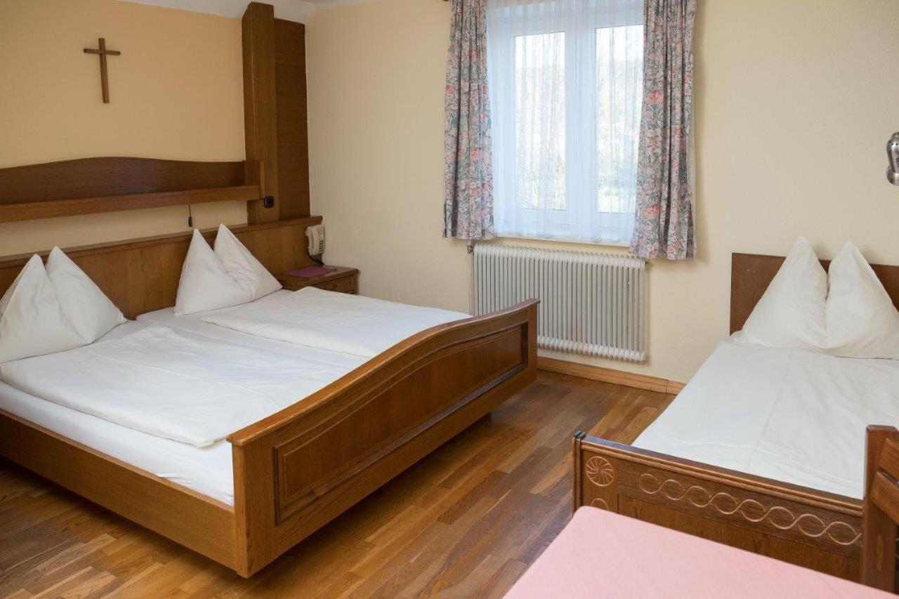 Standard Triple Room - Photo 1