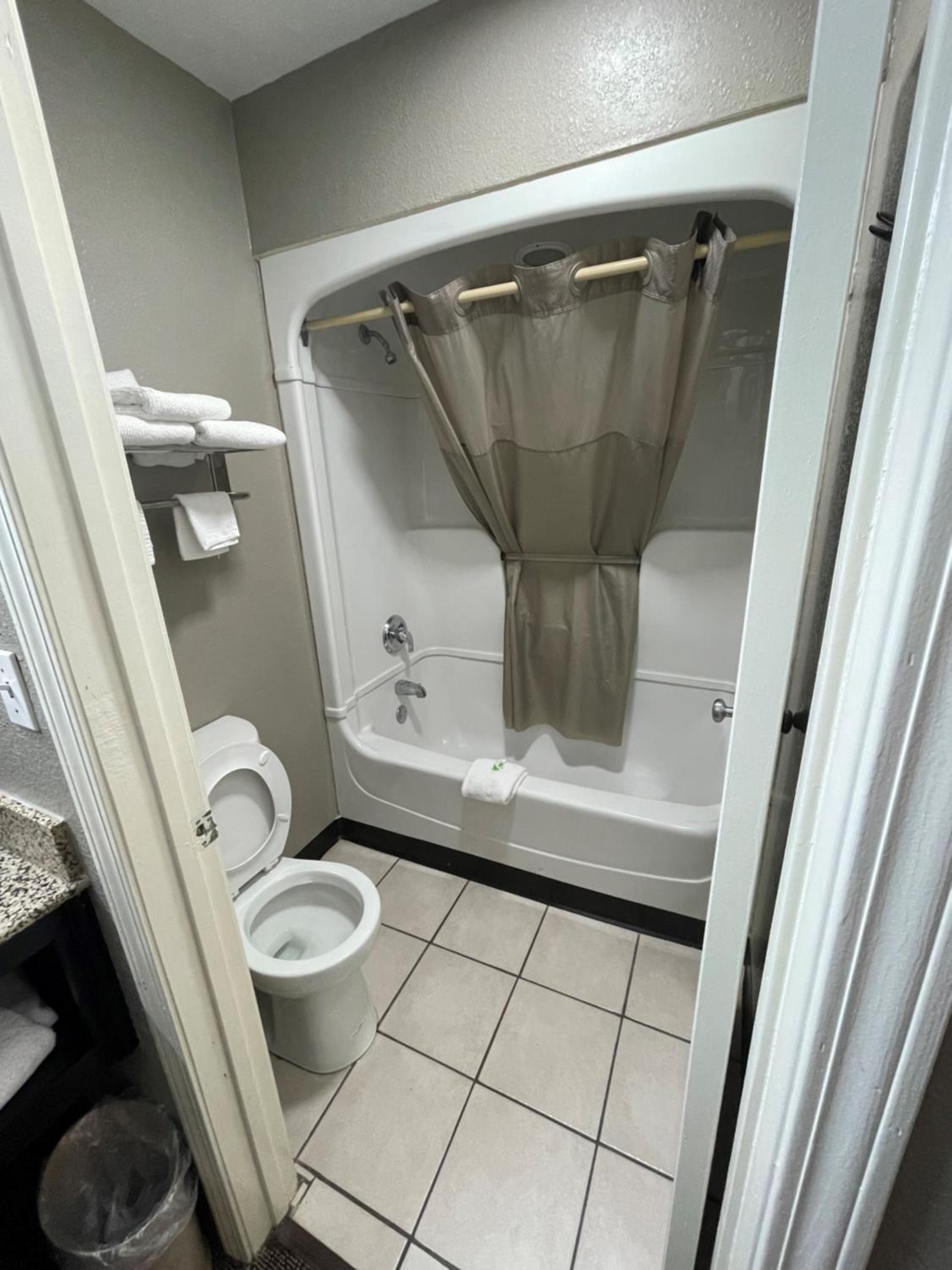 King Room - Photo 5