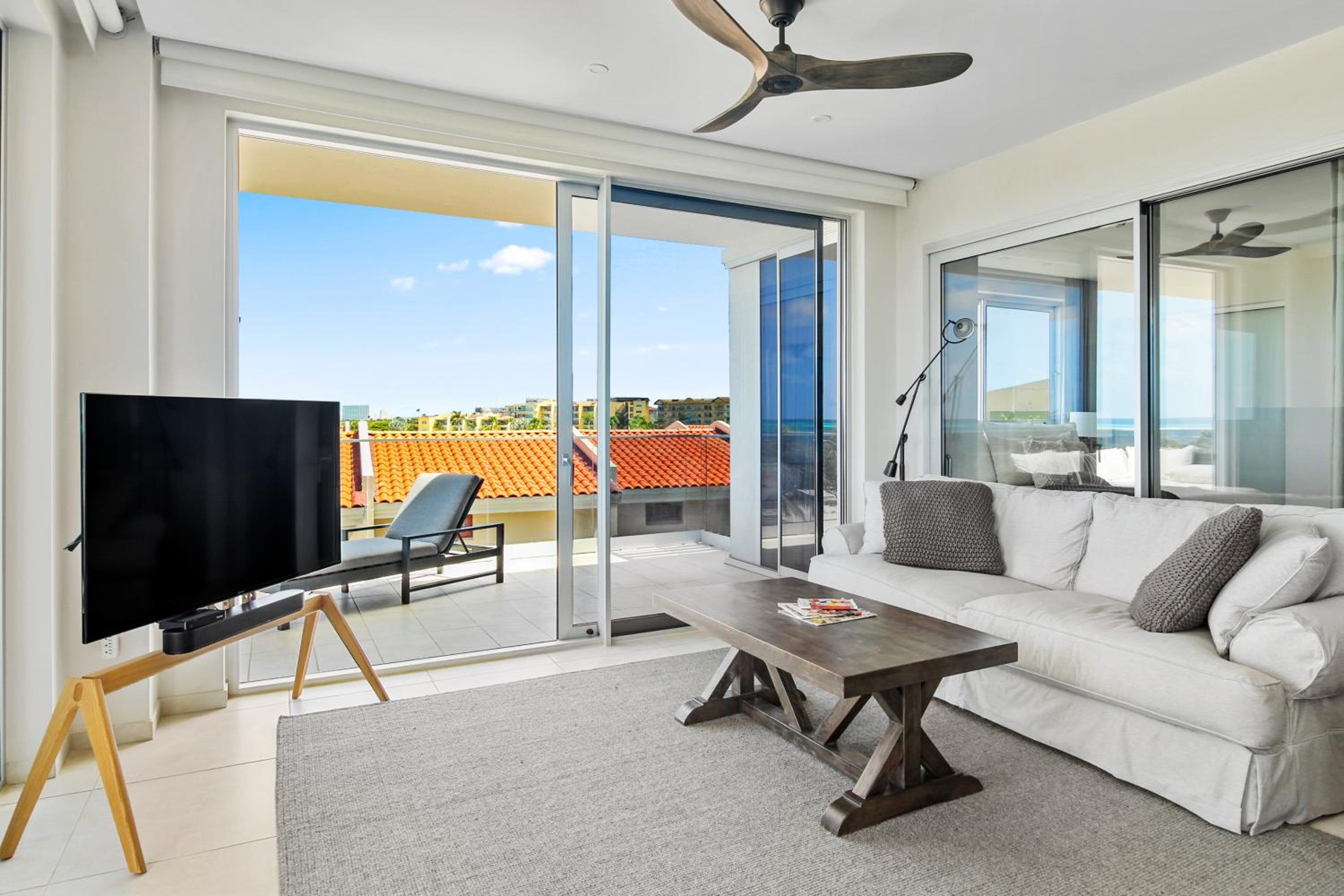 Apartment with Sea View