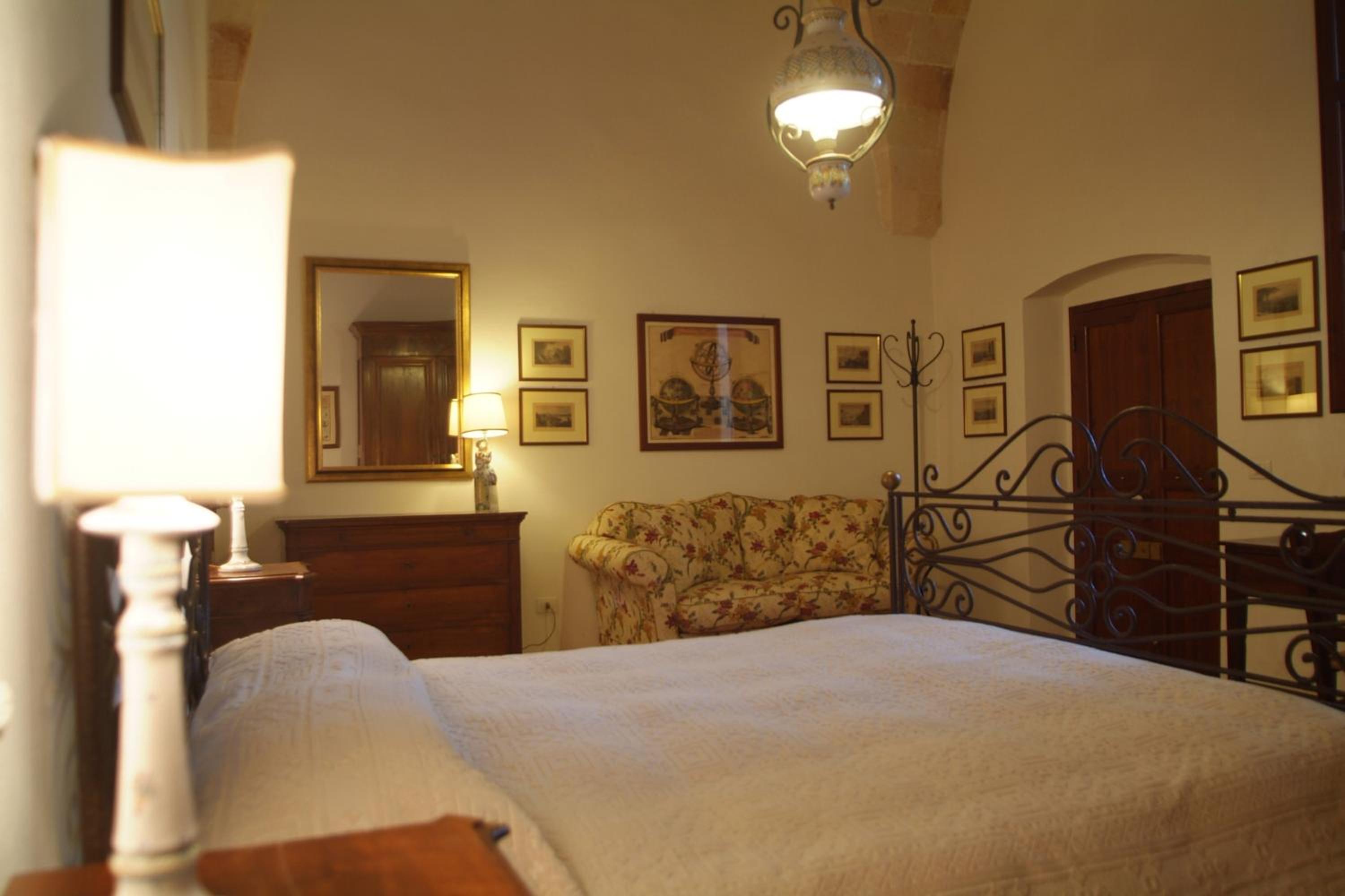 Classic Quadruple Room photo 2