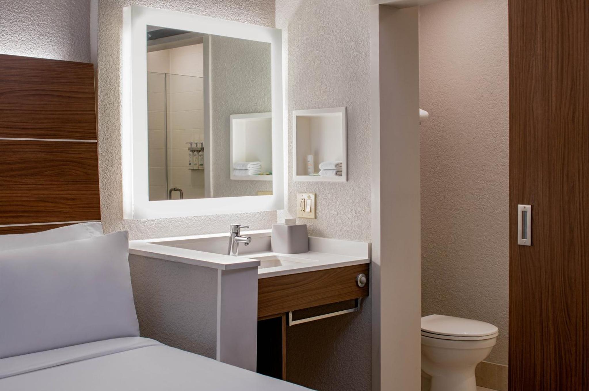 Standard Room - Photo 4