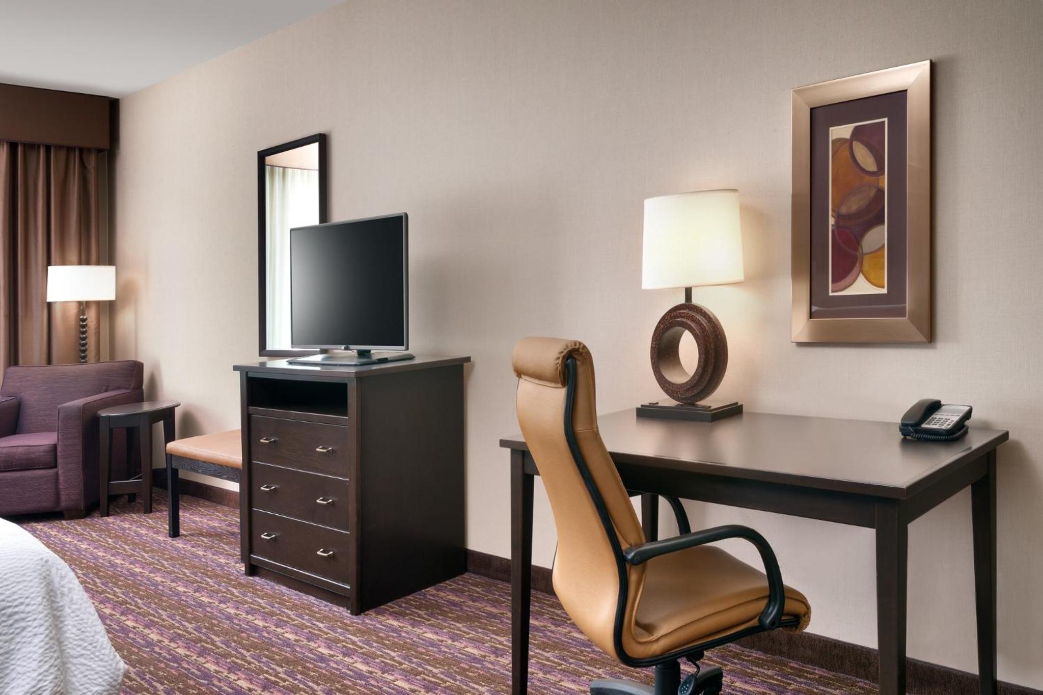 Suite with Two Queen Beds - Communications Accessible