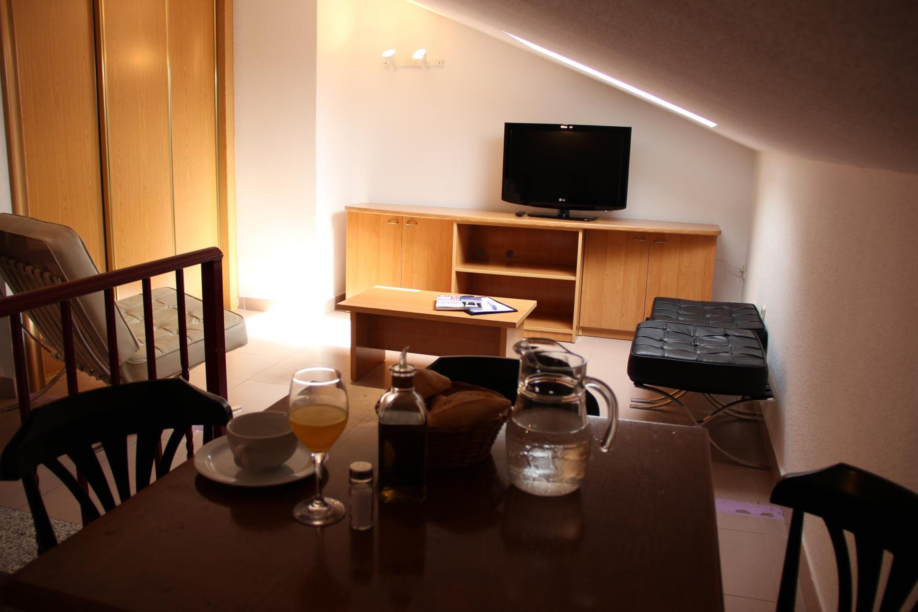 Two-Bedroom Apartment - Penthouse photo 3