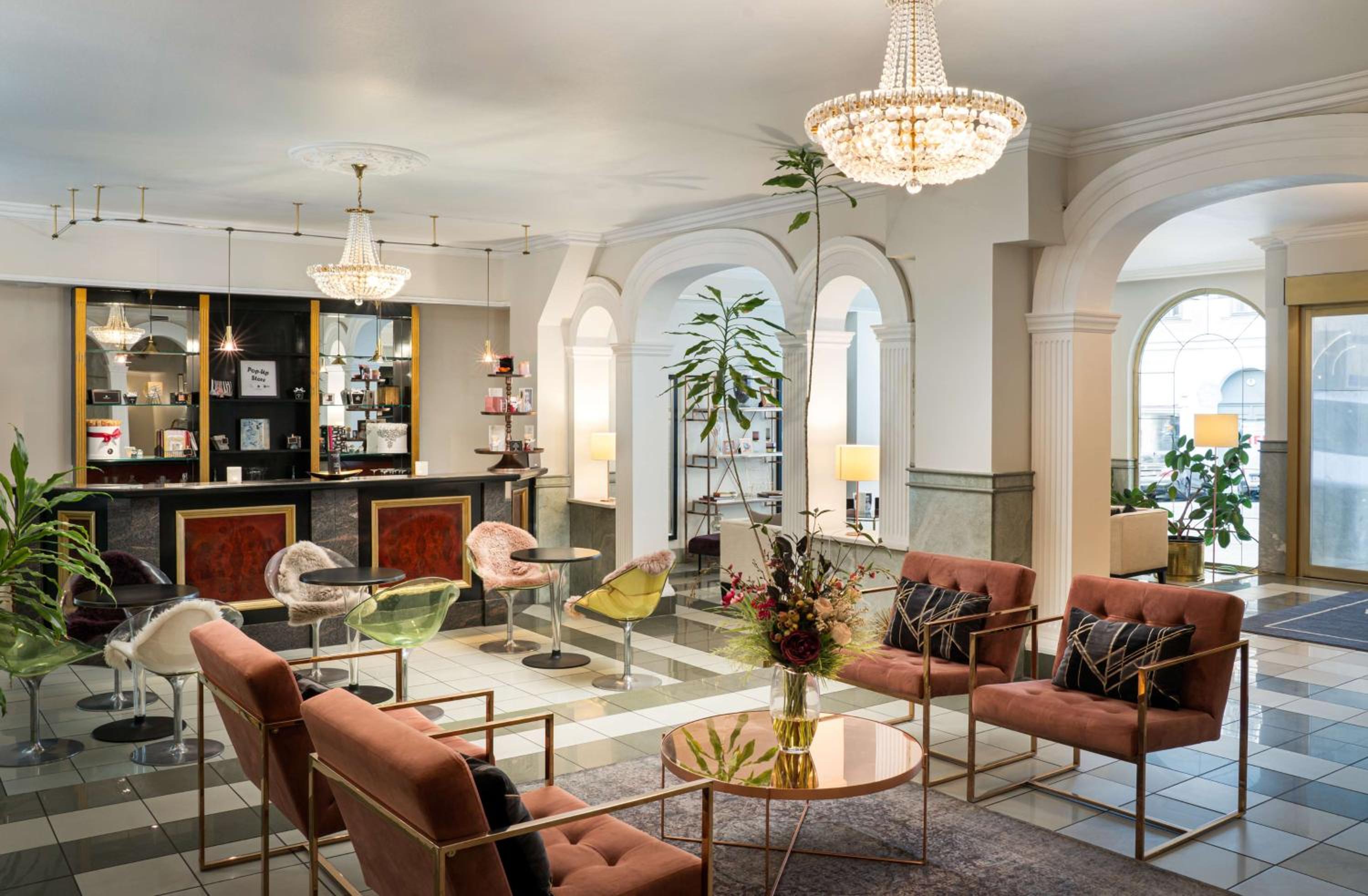 Standard Family Room