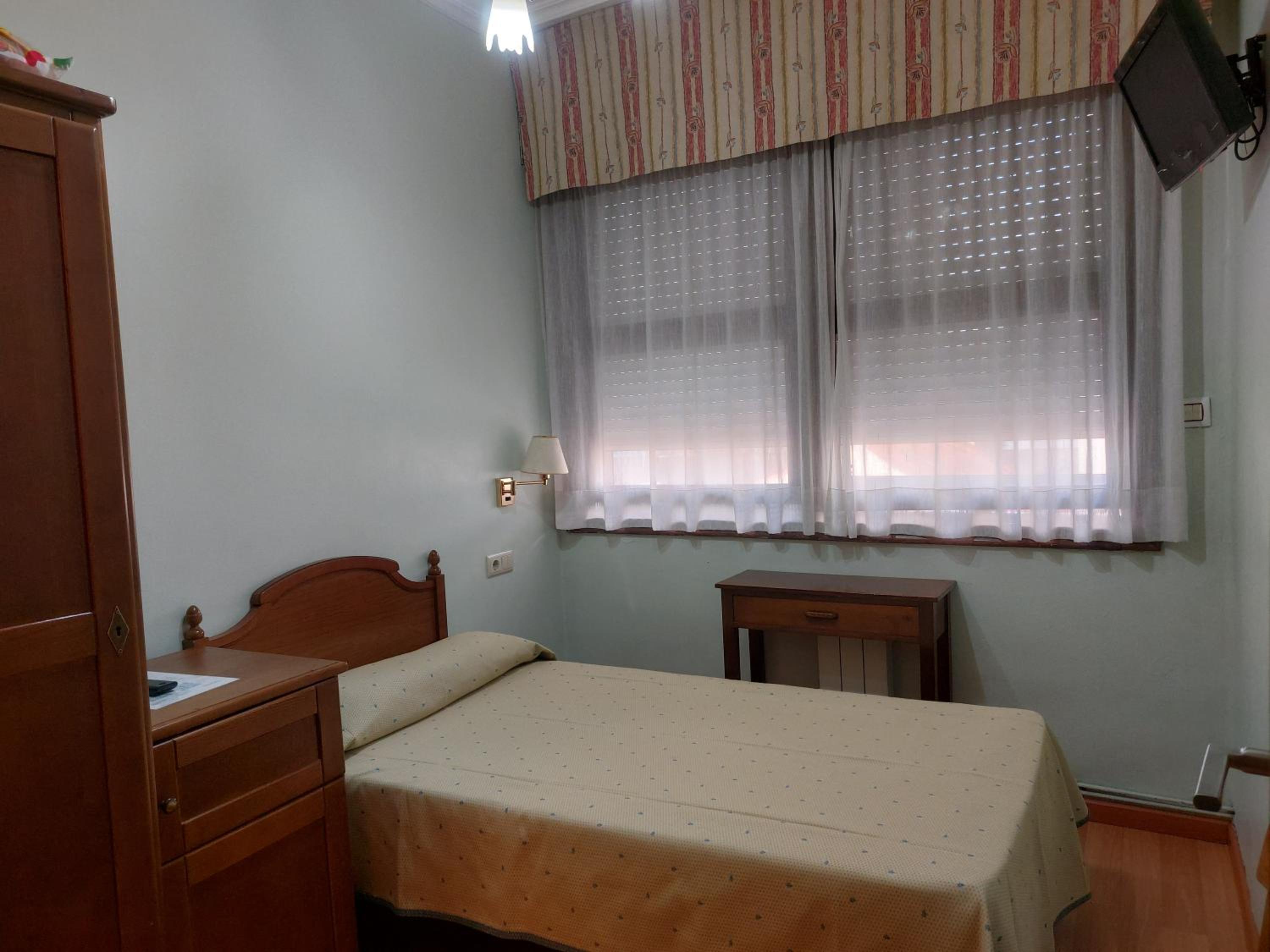 Habitación Individual Pequeña