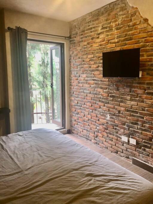 Two-Bedroom Apartment - Photo 5