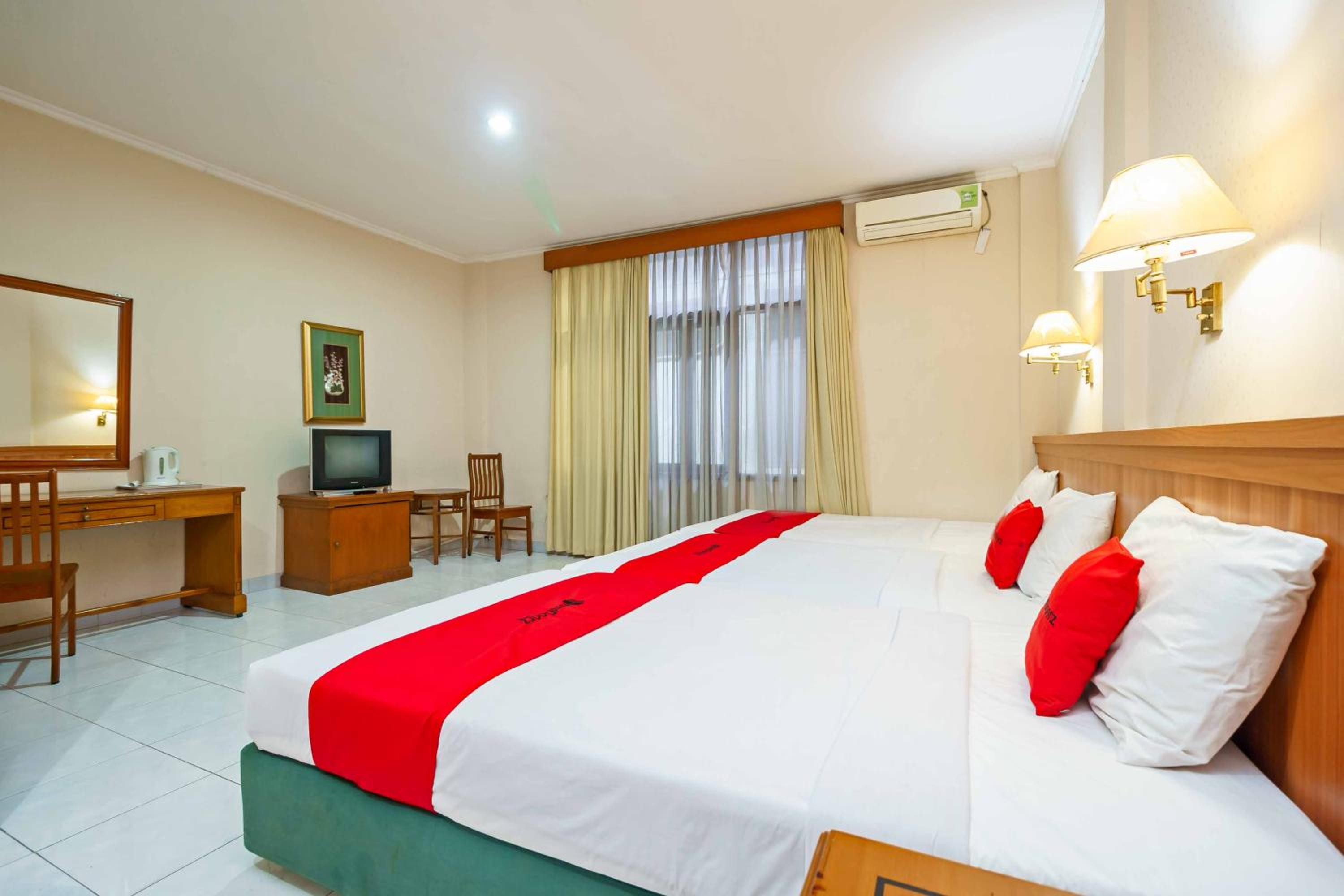 Twin Room - Photo 5