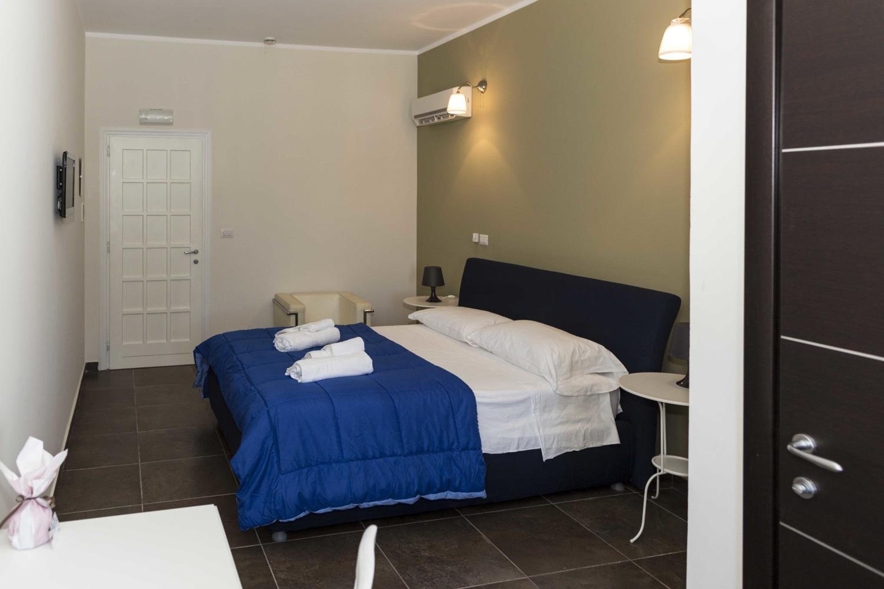 Double Room photo 3