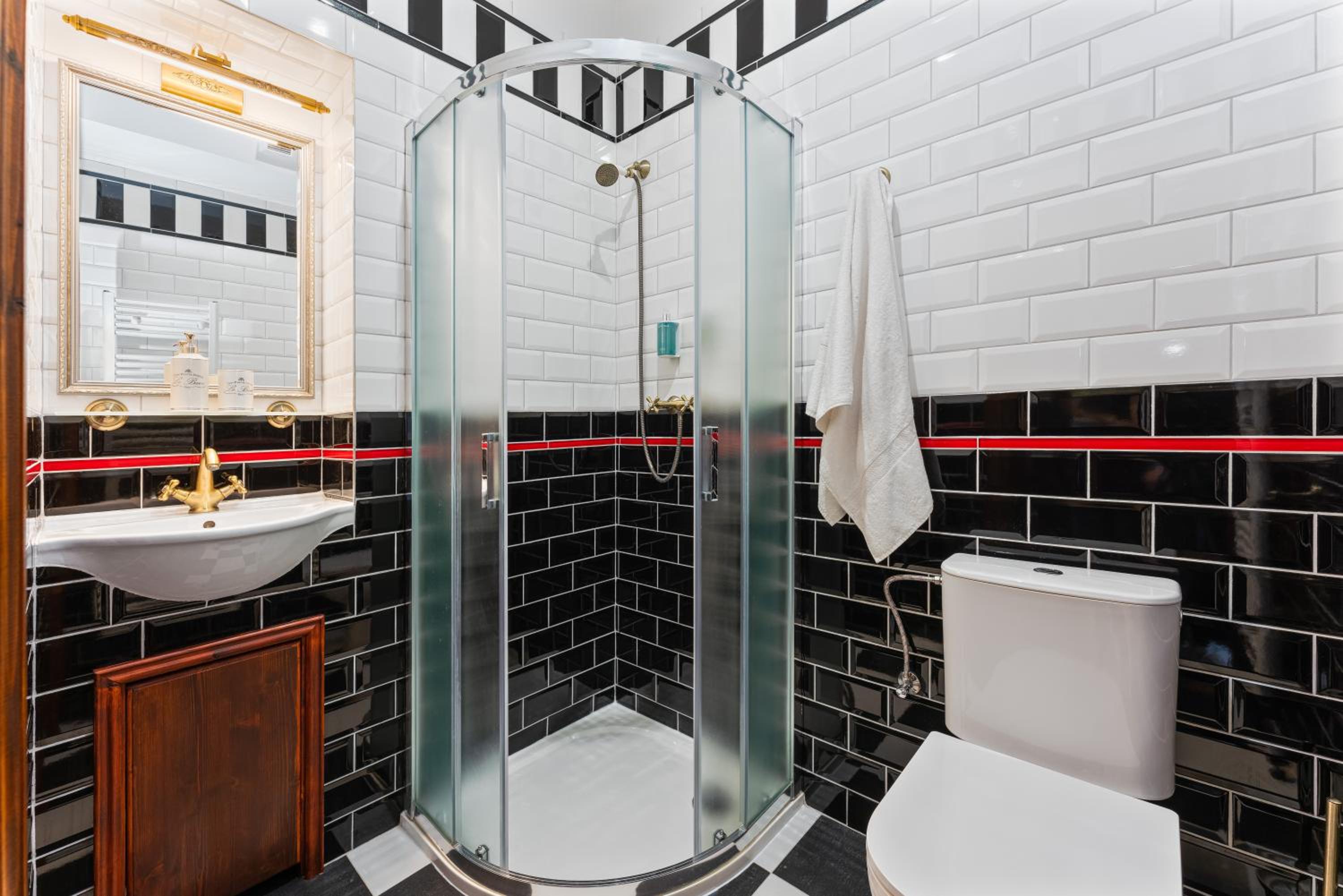 Deluxe Double Room with Shower photo 2
