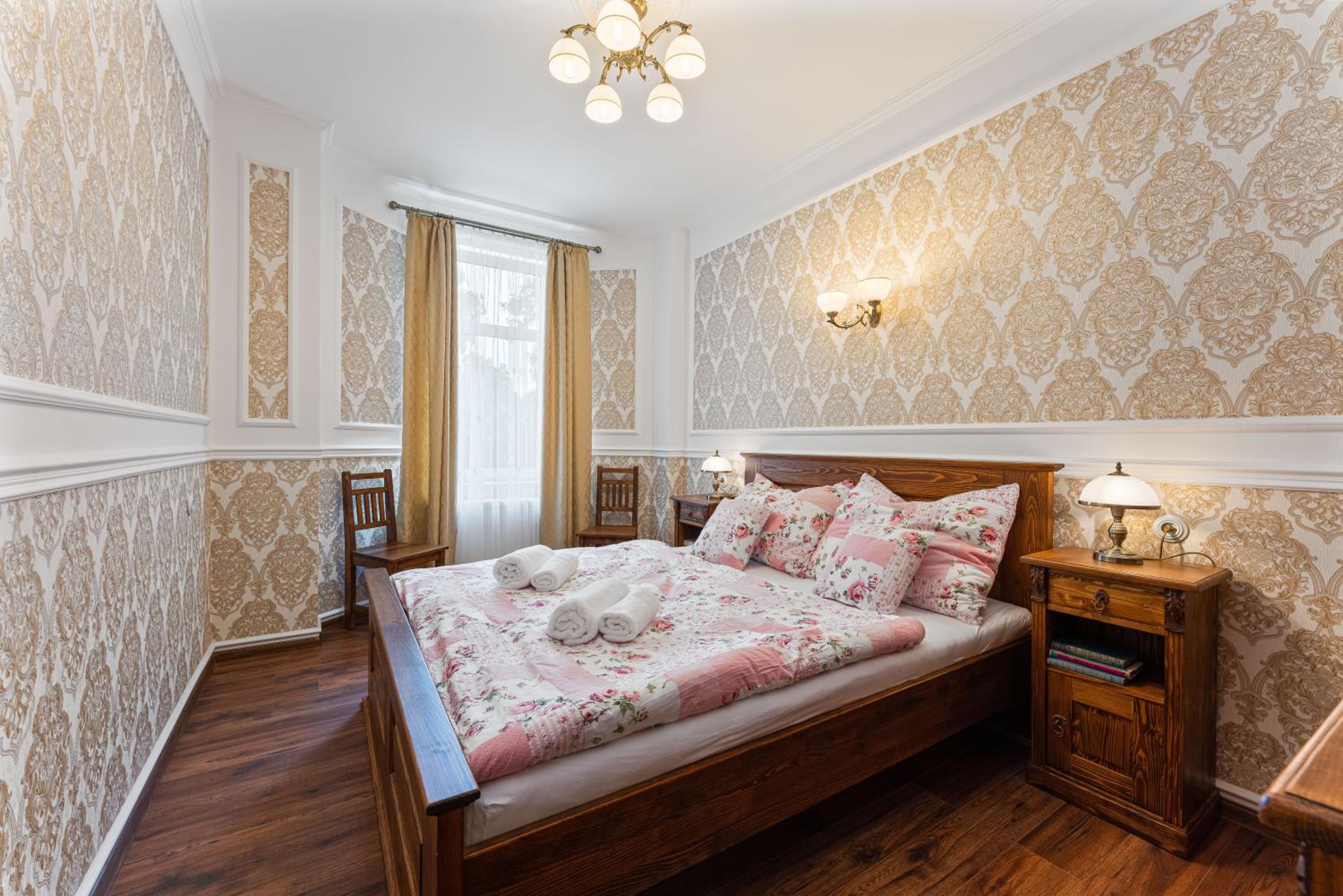Deluxe Double Room with Shower photo 1