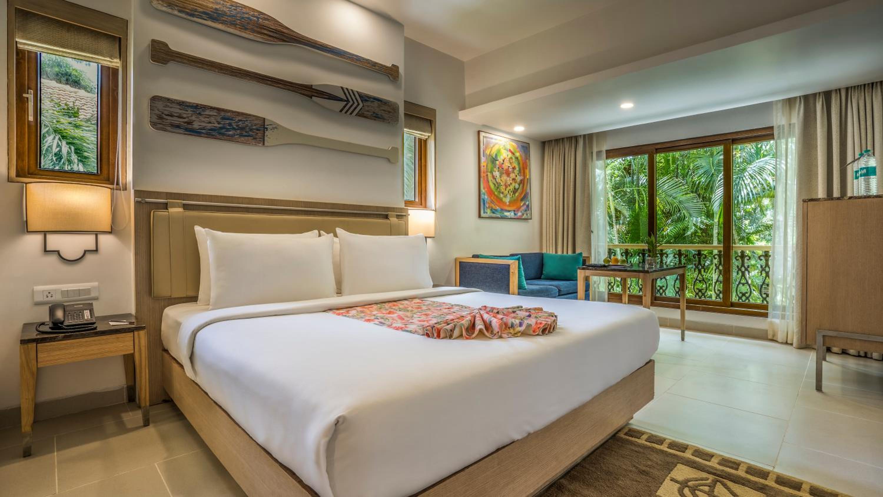 Deluxe Room - Beer on arrival, Happy Hours (7-9 PM)  - INR 500 Credit for Food & Soft Beverages per room per stay photo 3