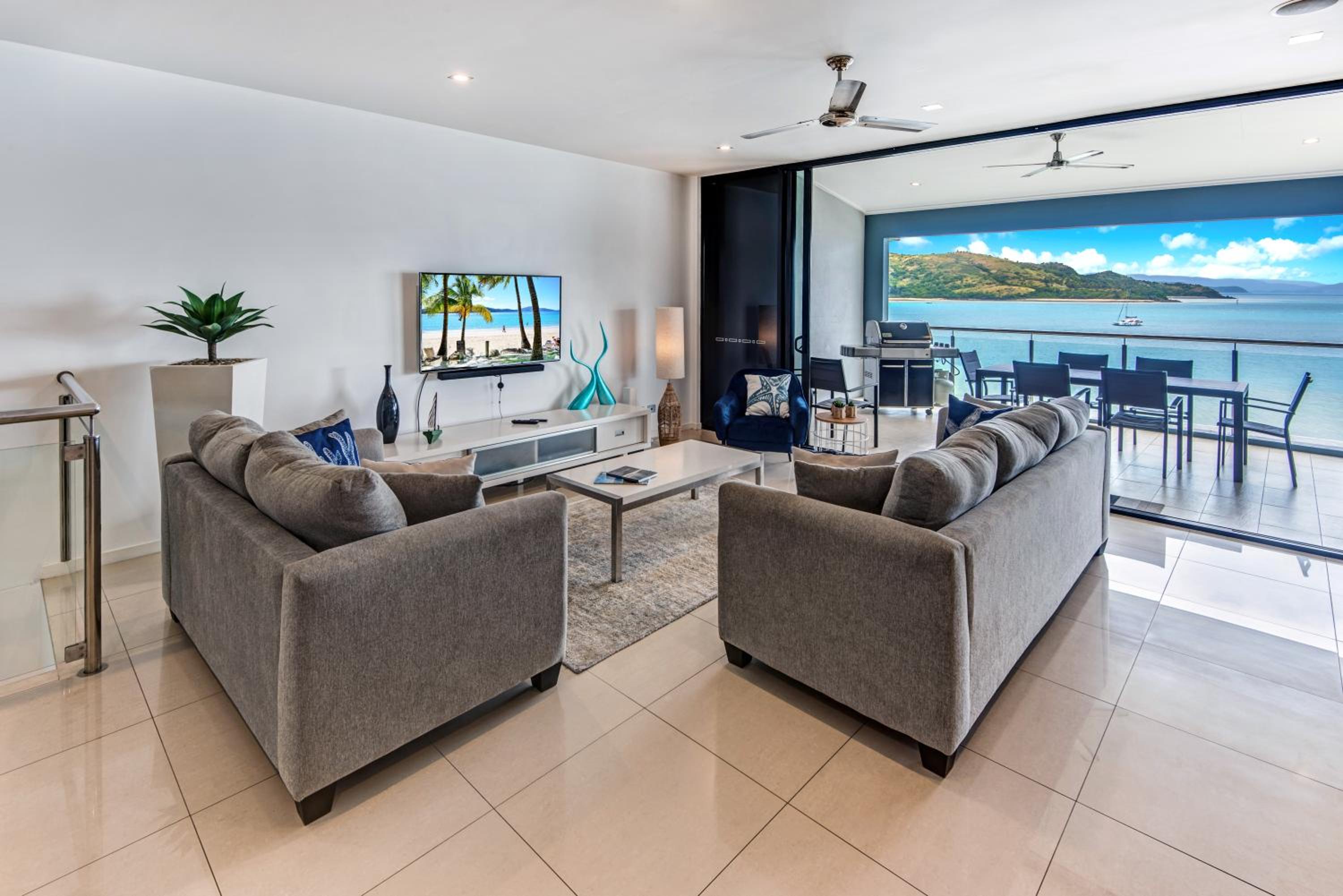 3 Bedroom Sea View Apartment - Apartment 6