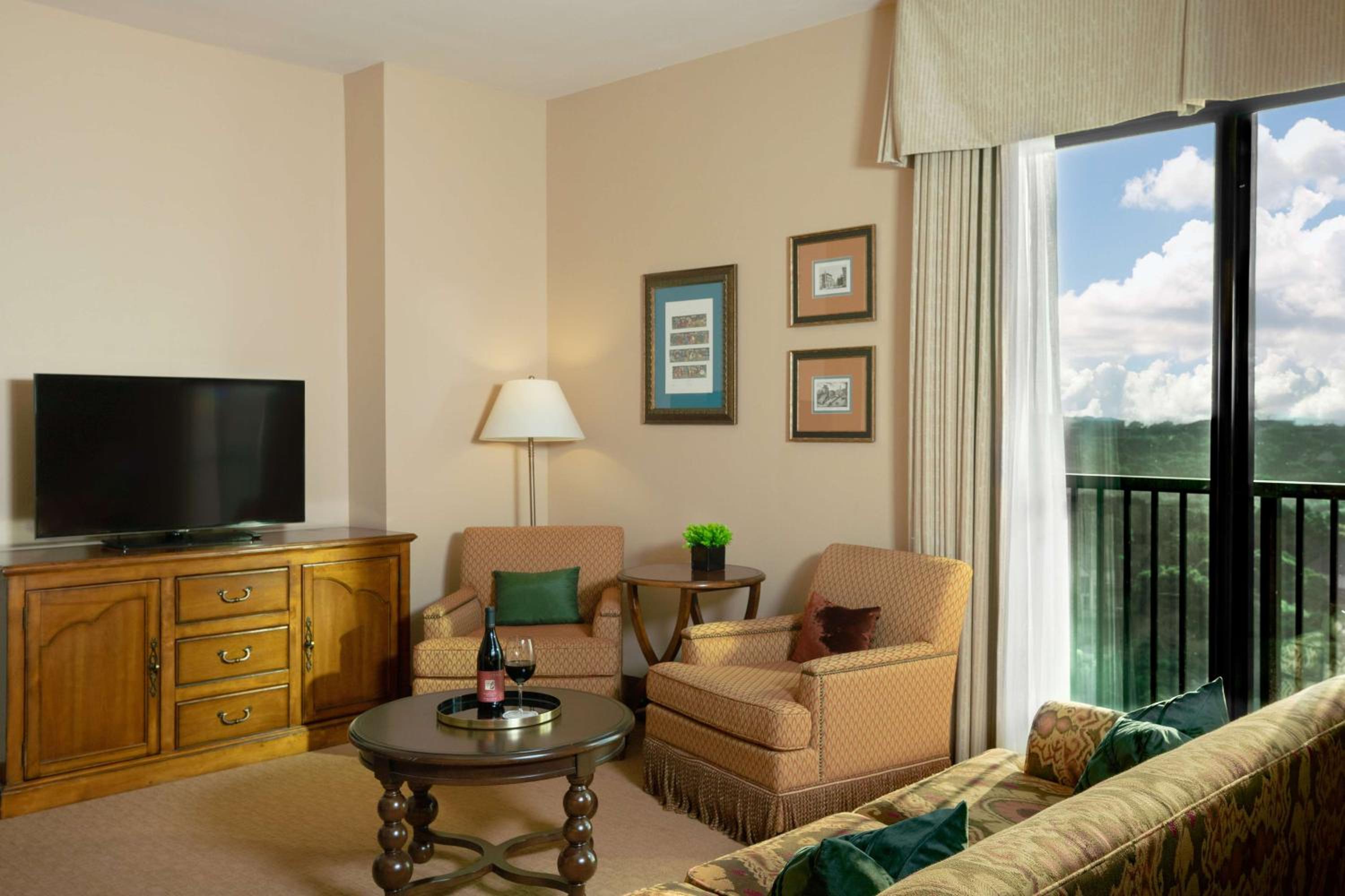 Heron Suites