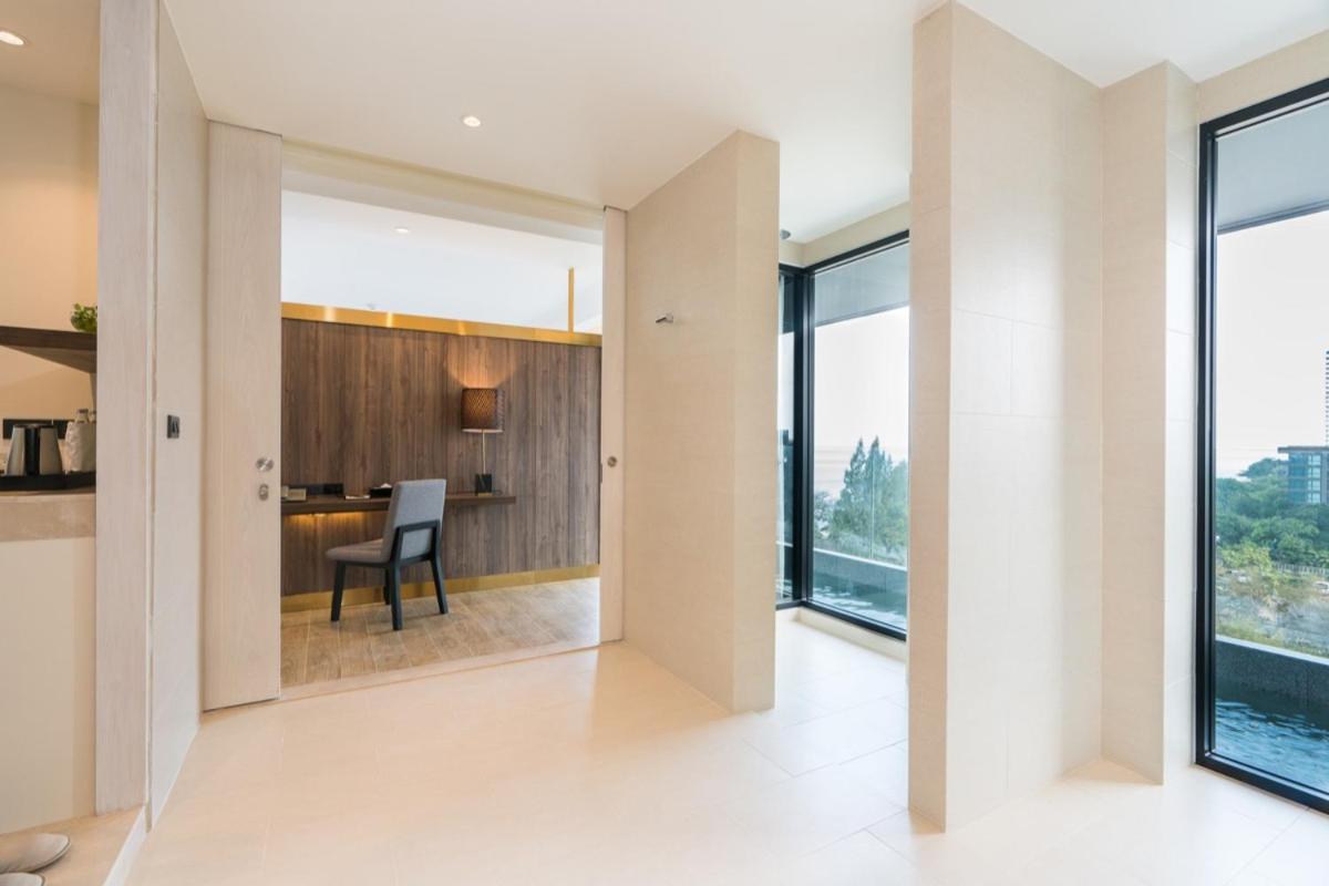 Ocean Suite Skypool - Photo 2