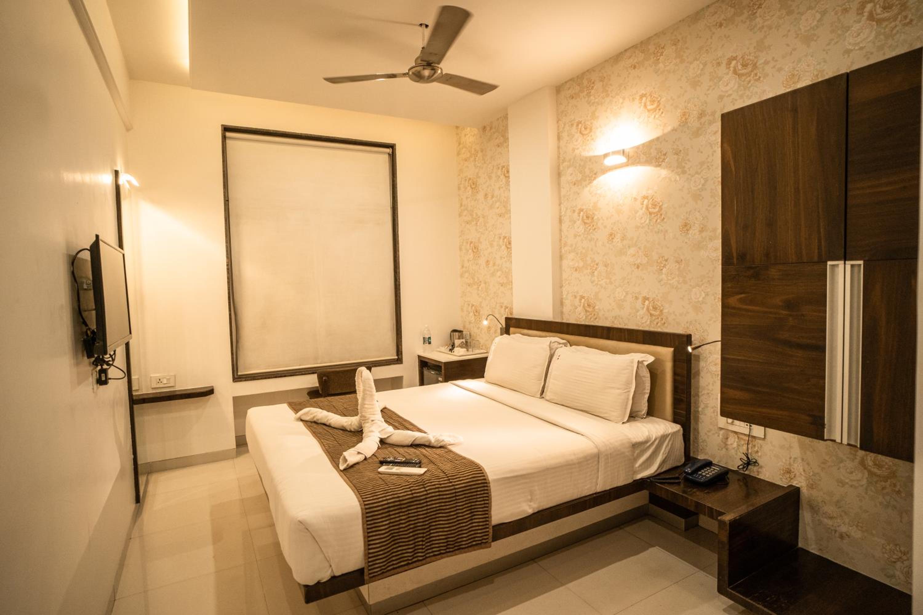 Double Room - Photo 25