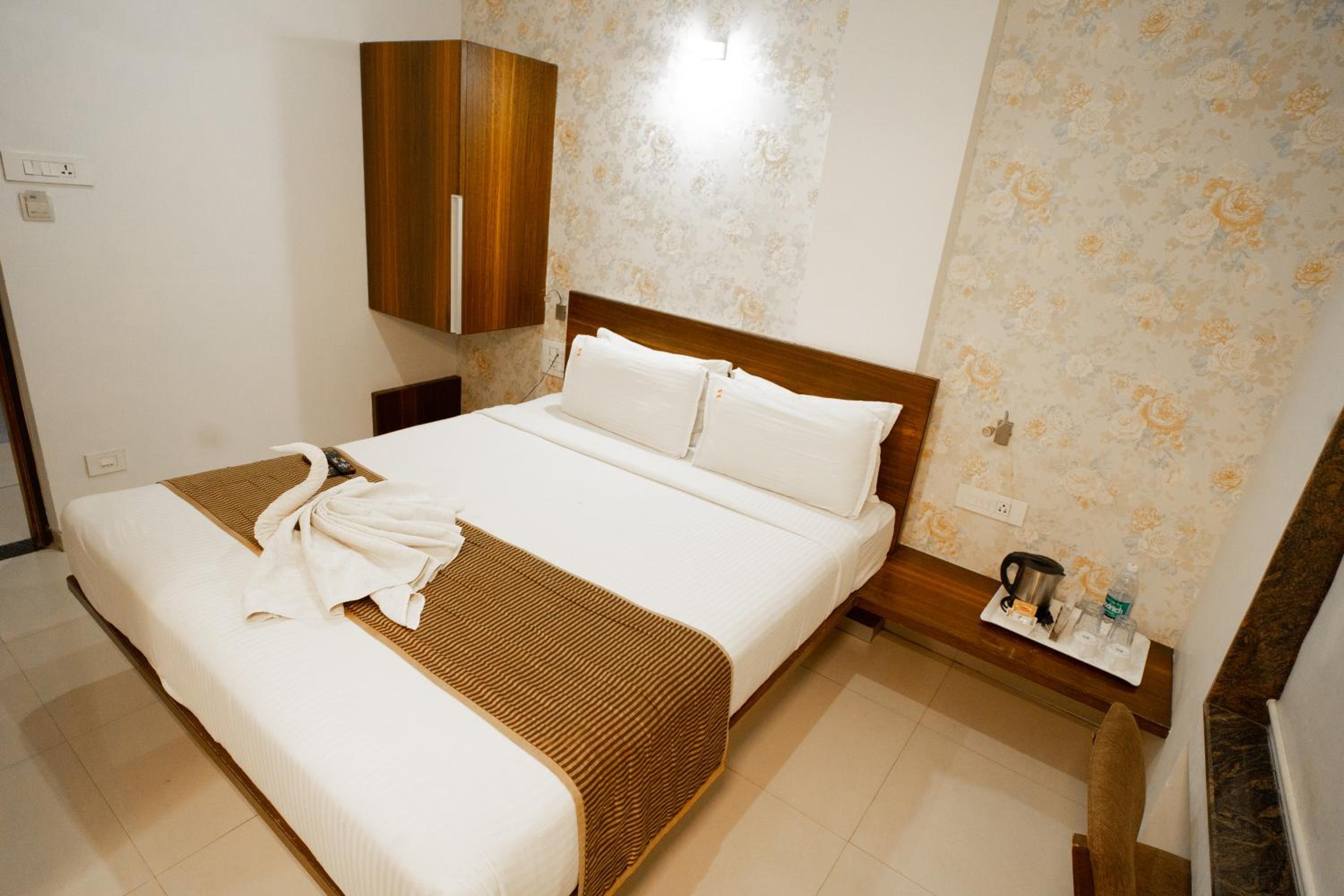 Double Room - Photo 34