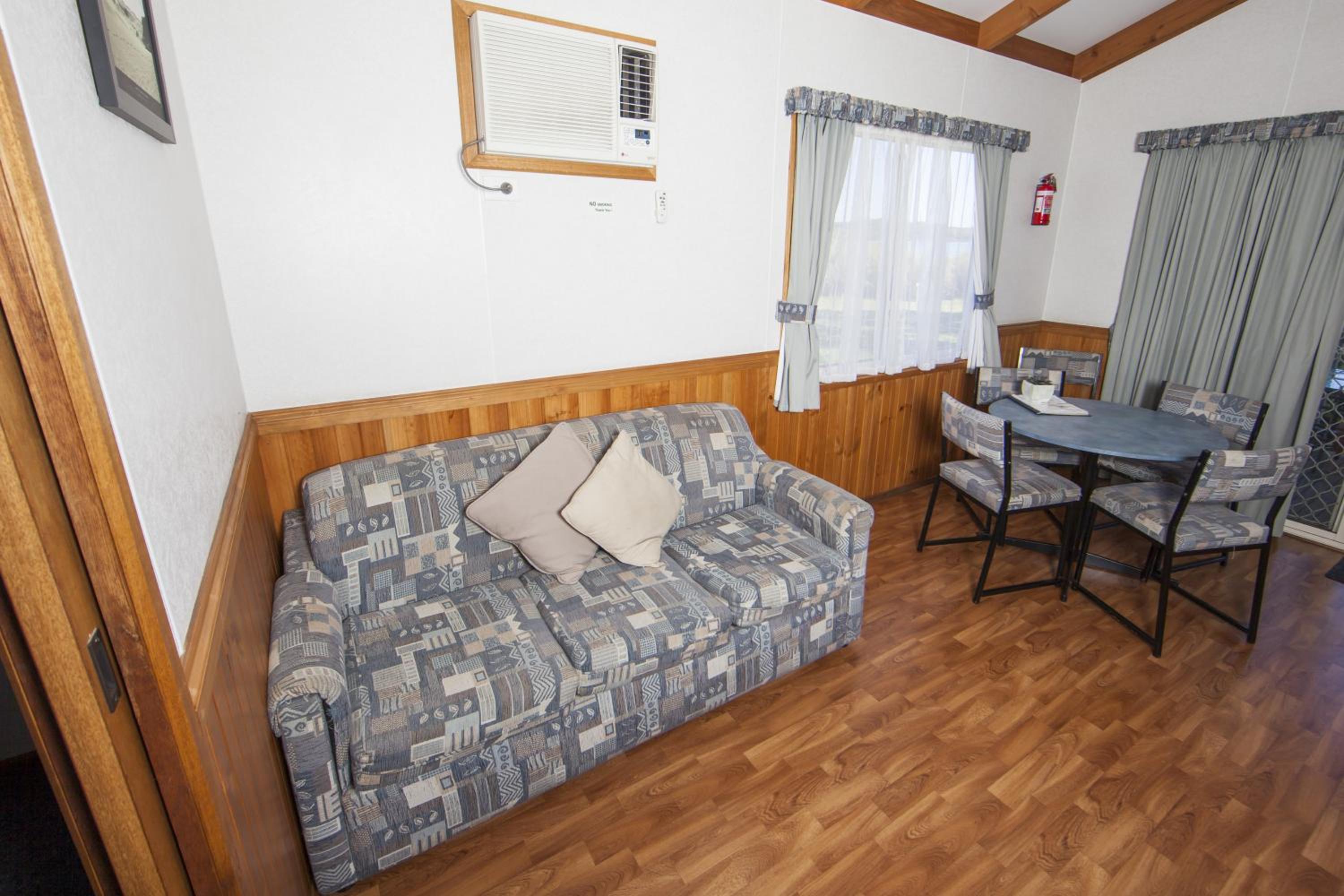 Deluxe Two-Bedroom Villa - Photo 2