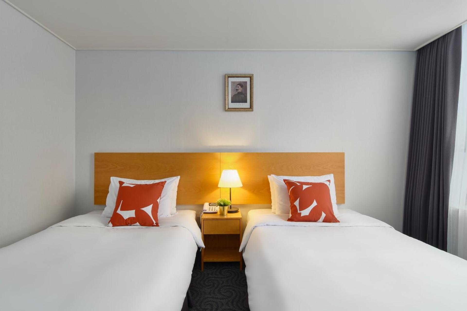 Superior Twin Room