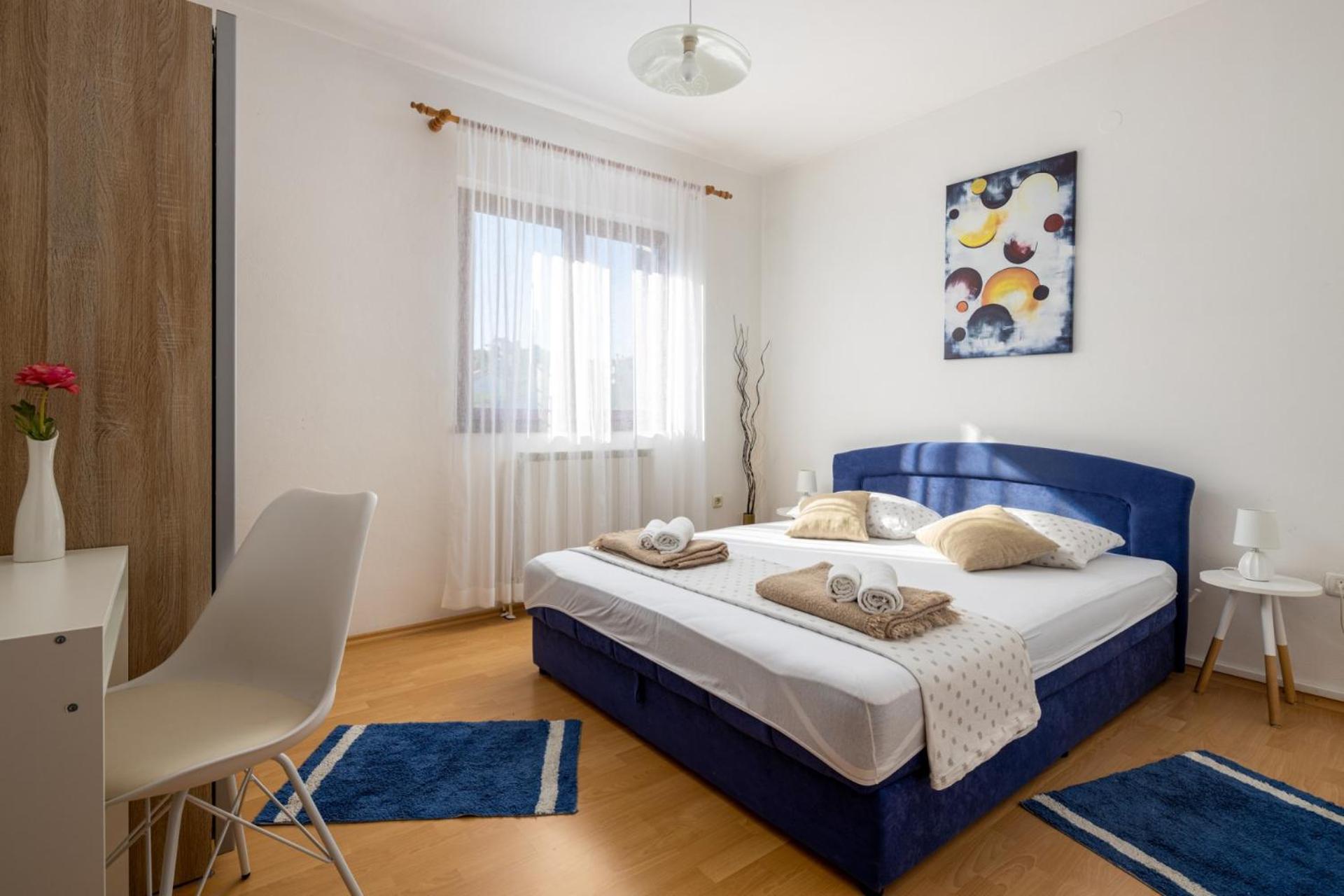 Villa photo 1
