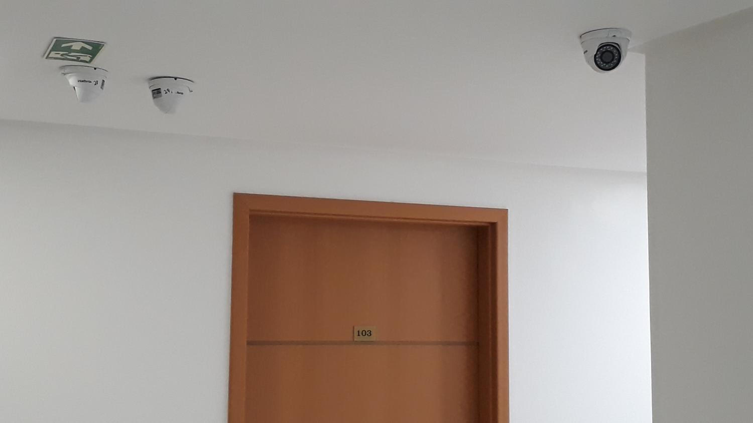 Studio Apartment - Photo 33