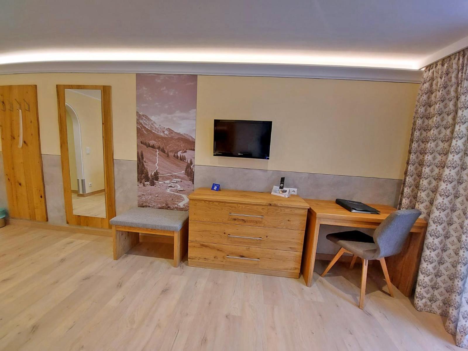 Comfort Double Room with Balcony Jenner photo 3
