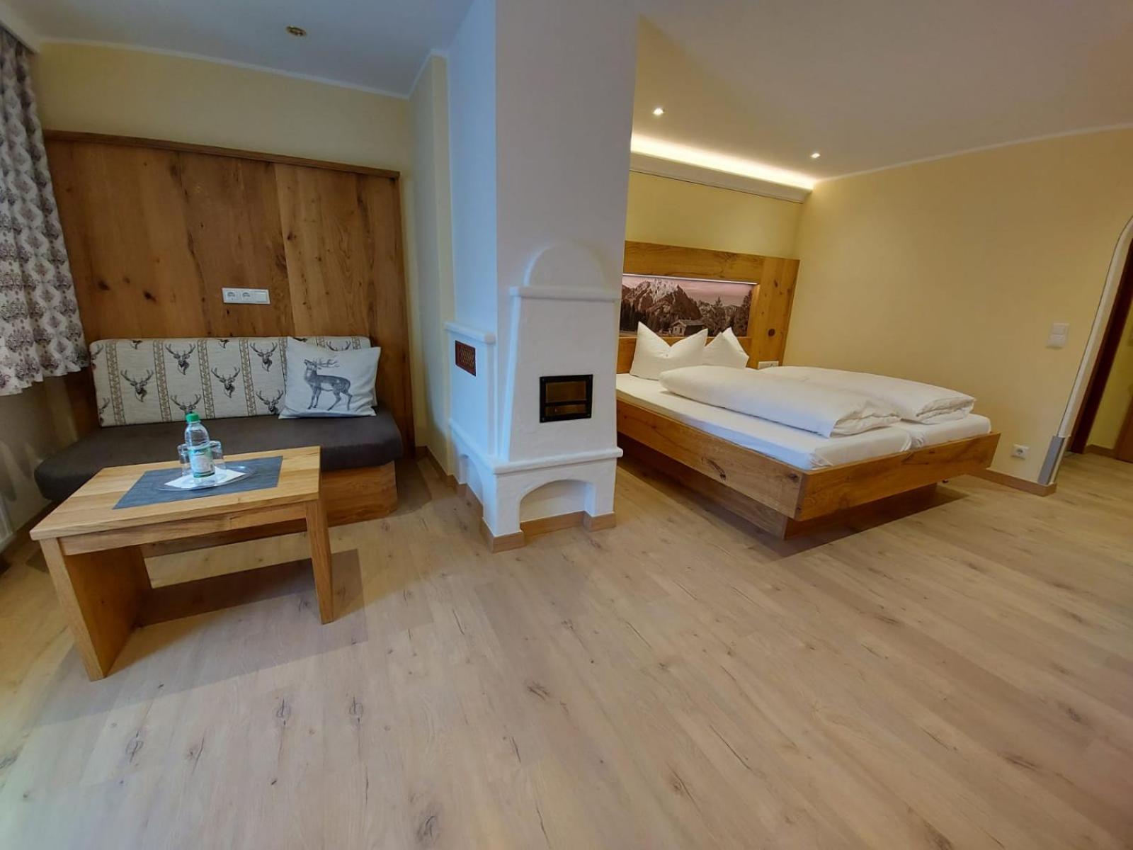 Comfort Double Room with Balcony Jenner photo 2