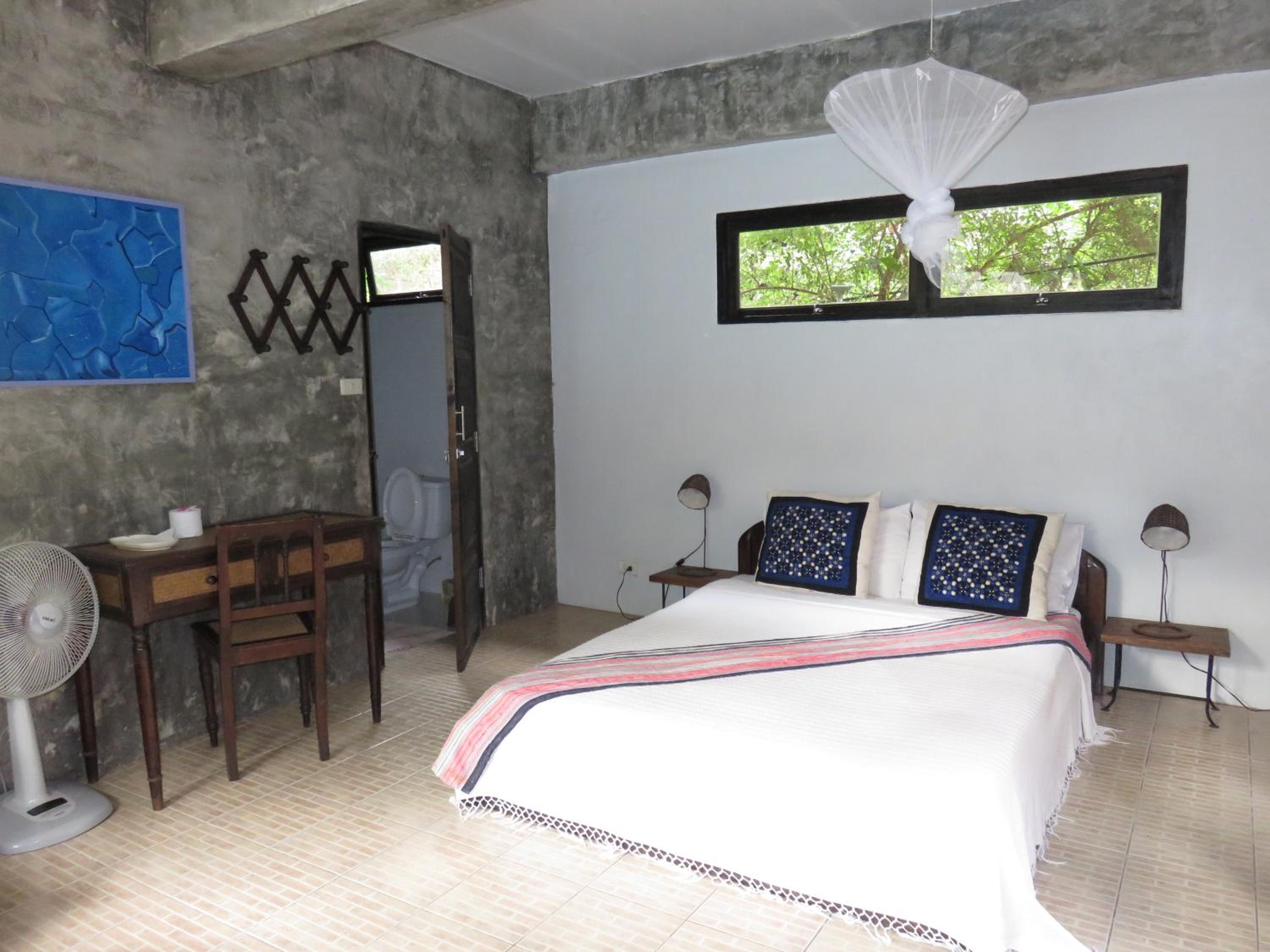 Twin Room with Pool View photo 1