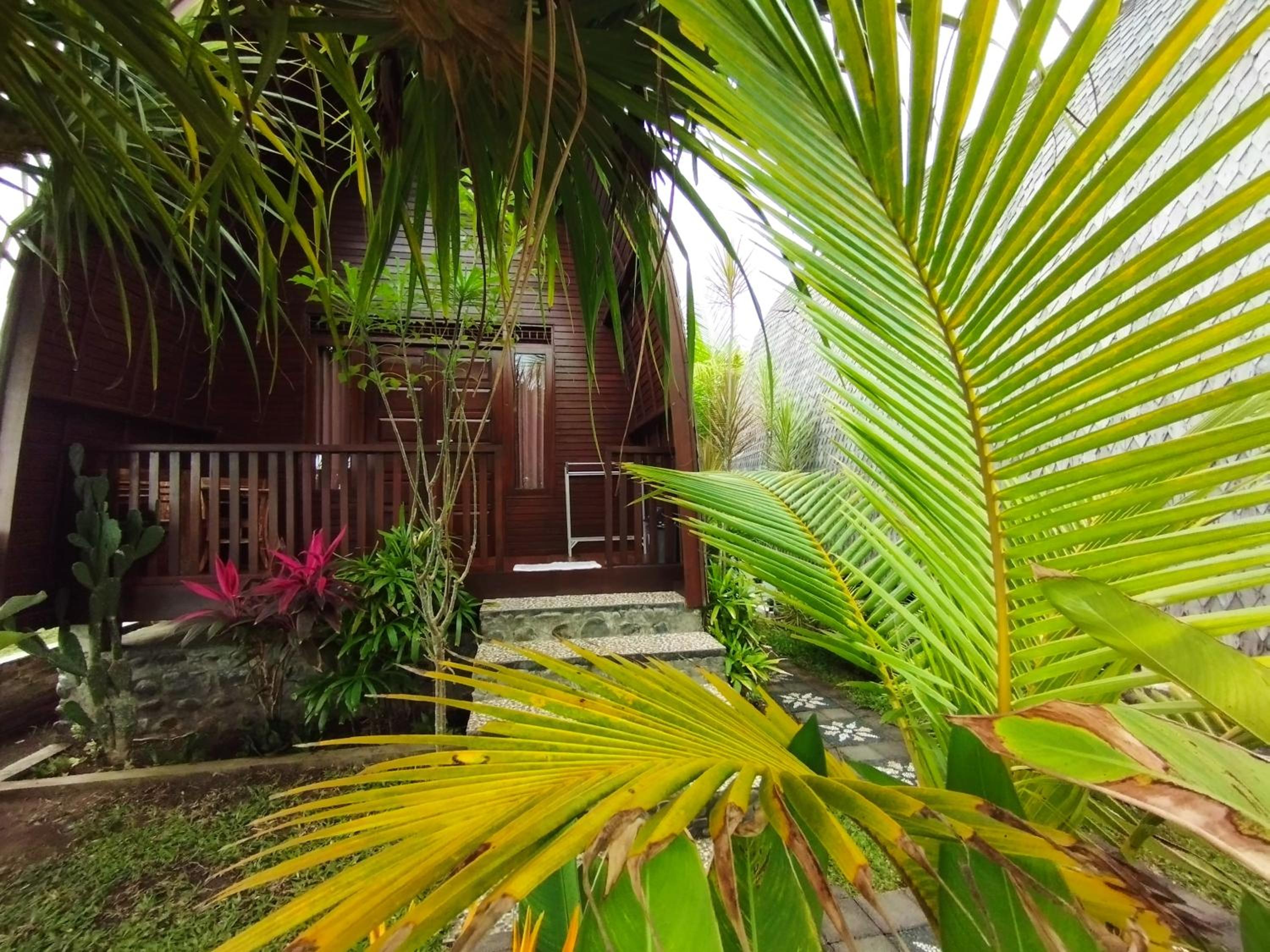Standard Triple Room with Sea View - Photo 3