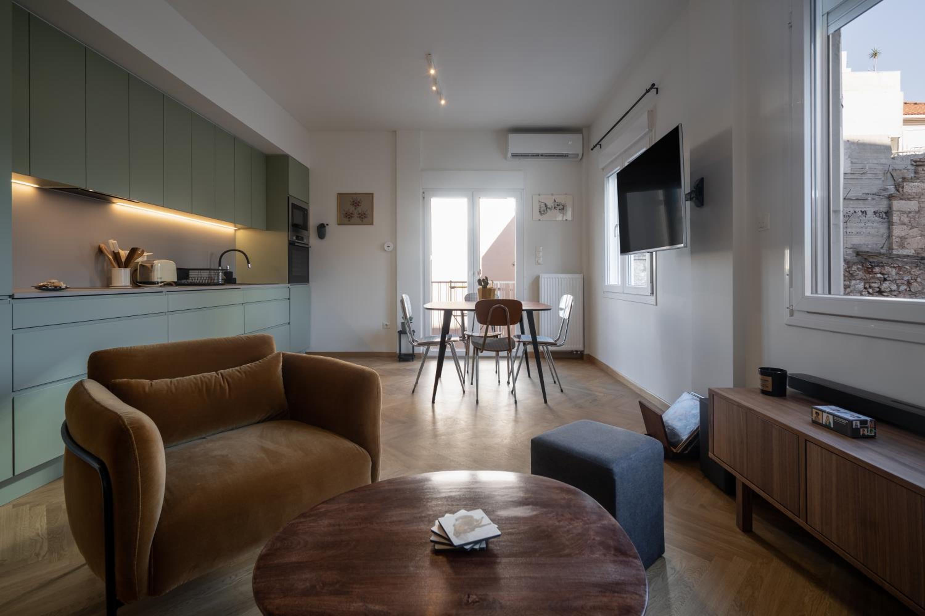 One-Bedroom Apartment