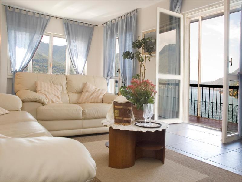 Apartment With Lake View photo 1