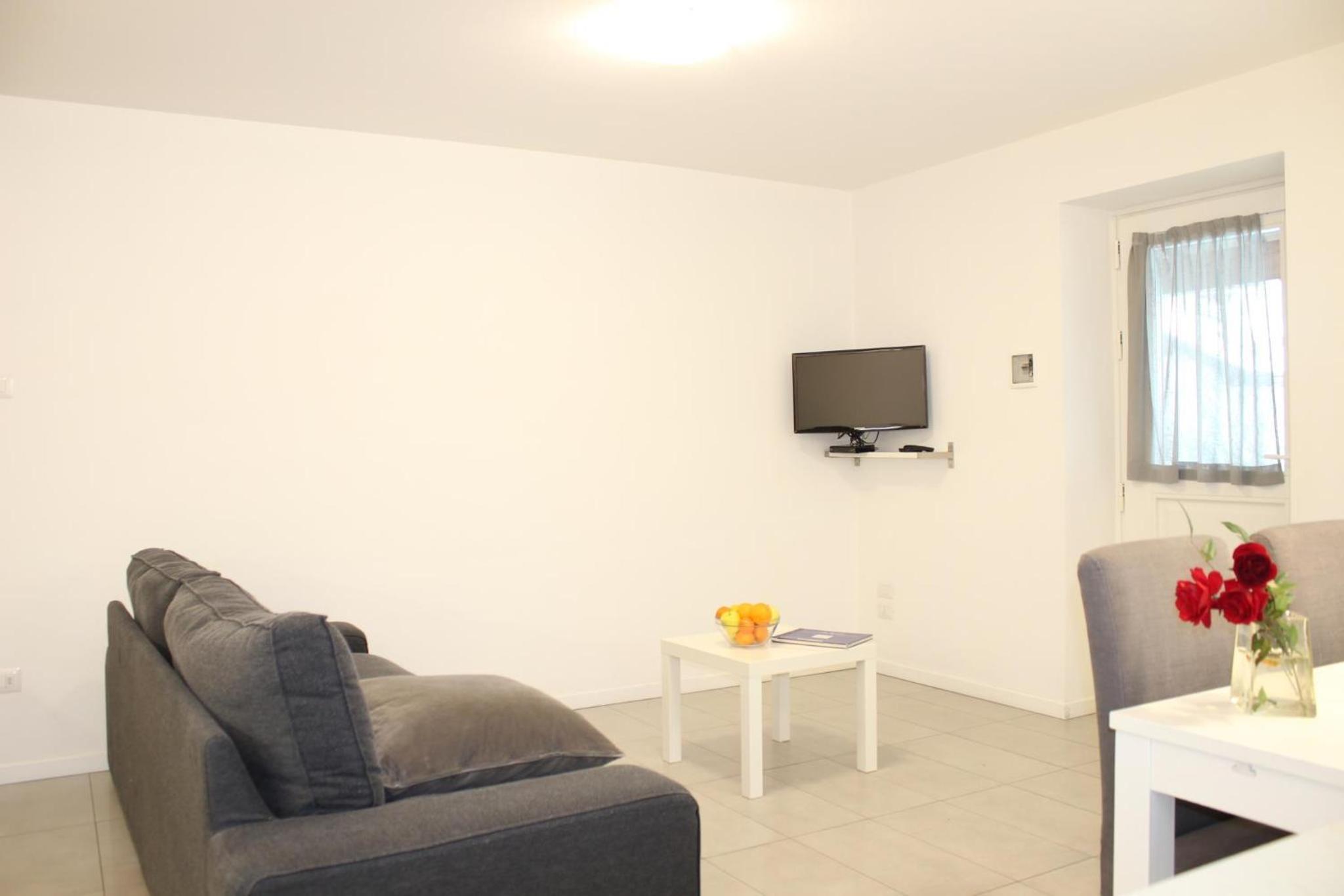 Apartment with Mountain View photo 1