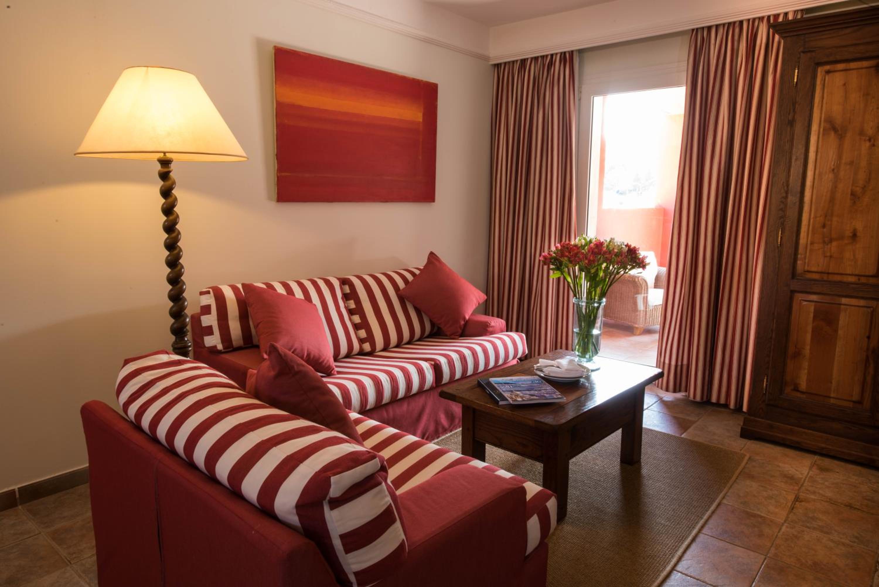Junior Suite with Terrace - Photo 7