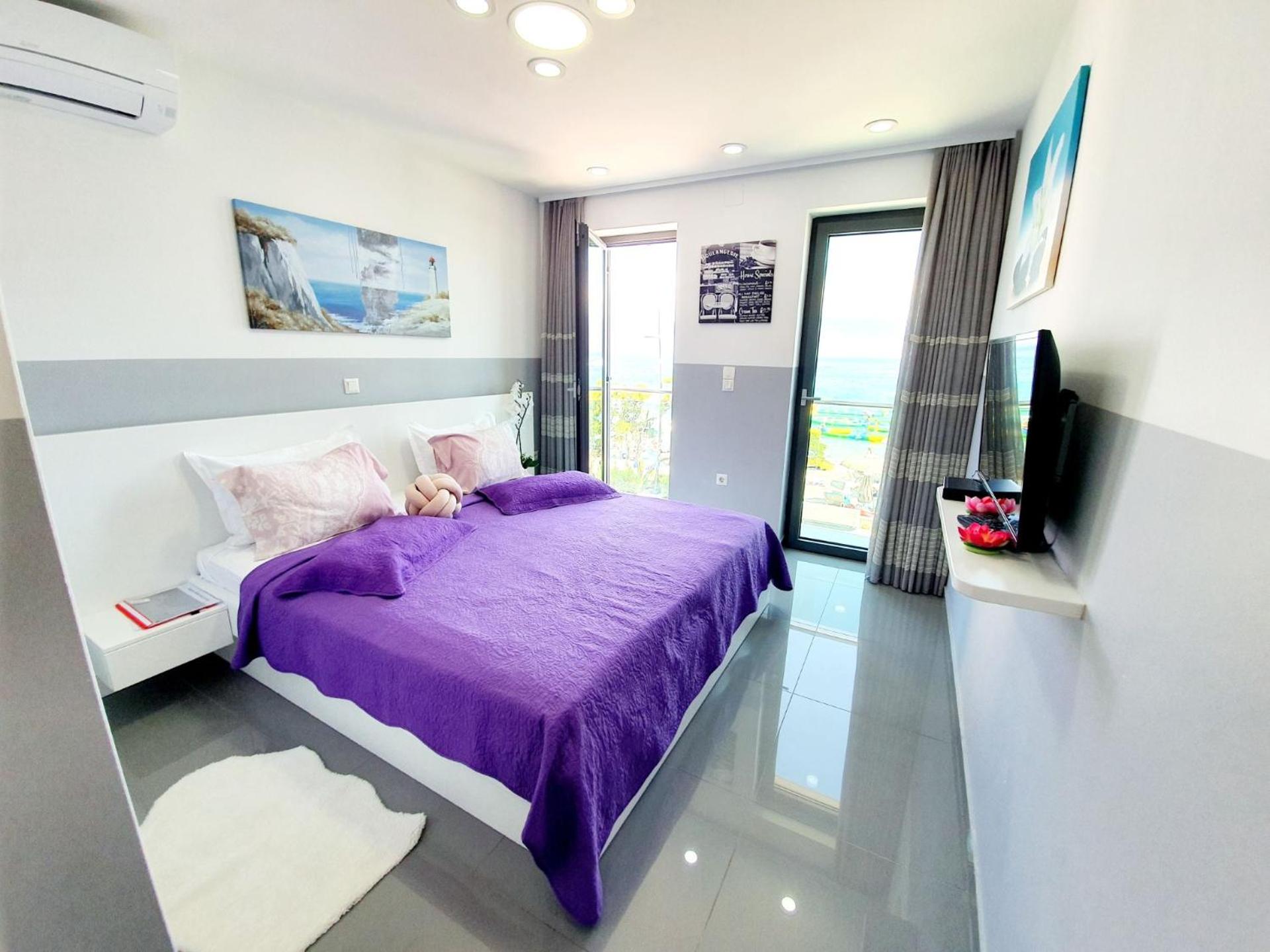Apartment with Sea View