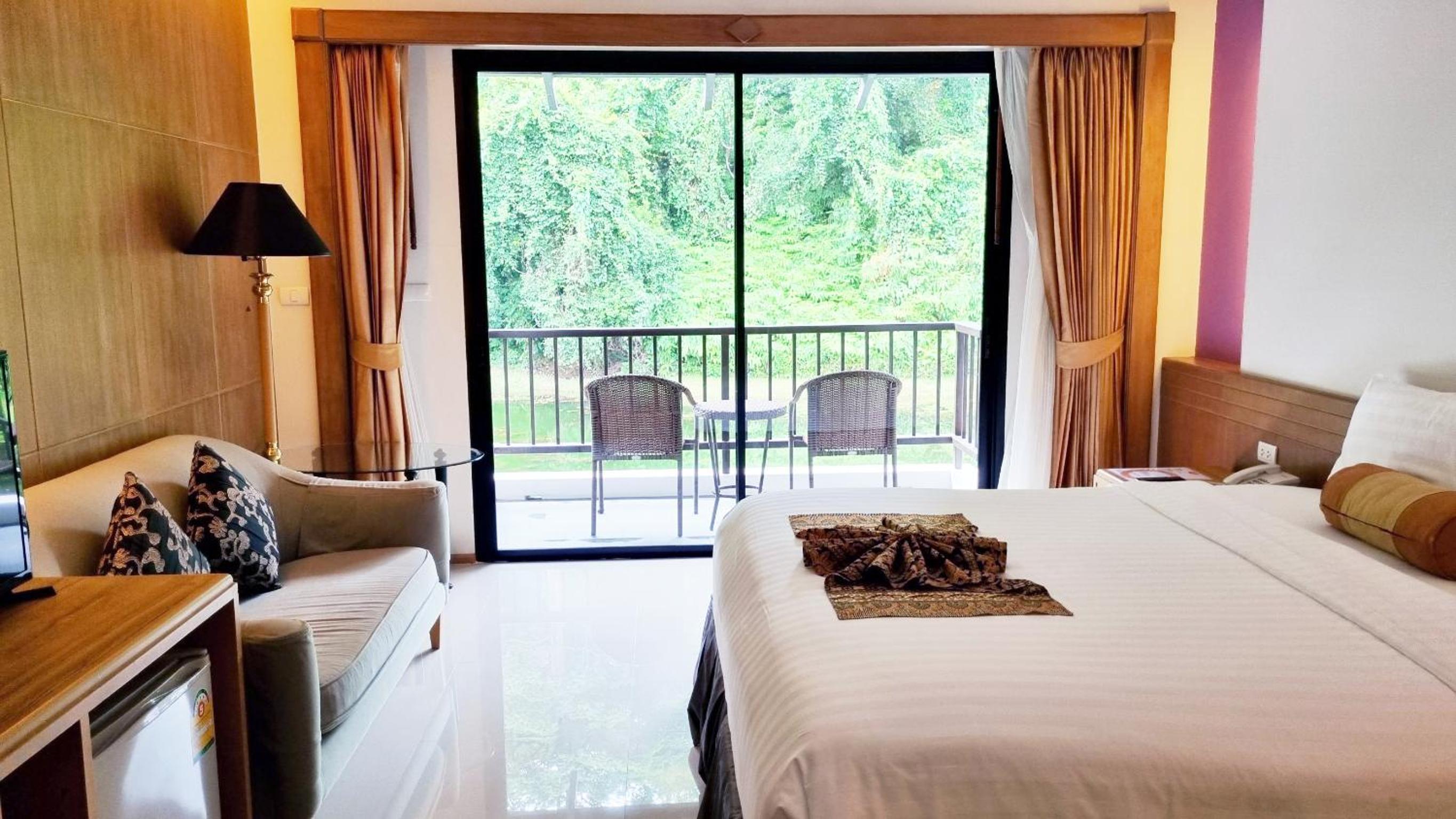 Superior Double or Twin Room - Photo 8