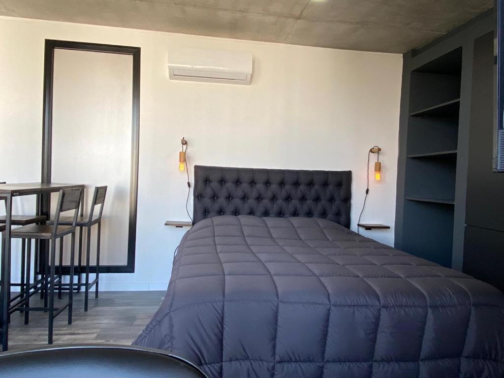One-Bedroom Apartment photo 3